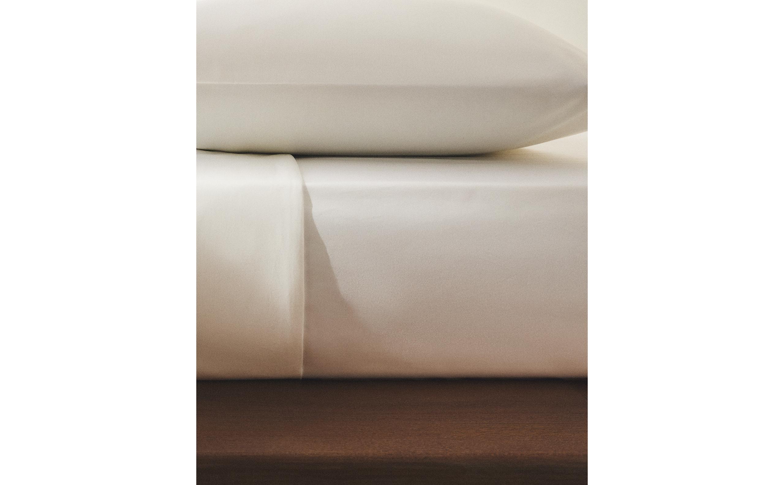 PERCALE FITTED SHEET | 30 CM HIGH (200 THREAD COUNT) product thumbnail 6