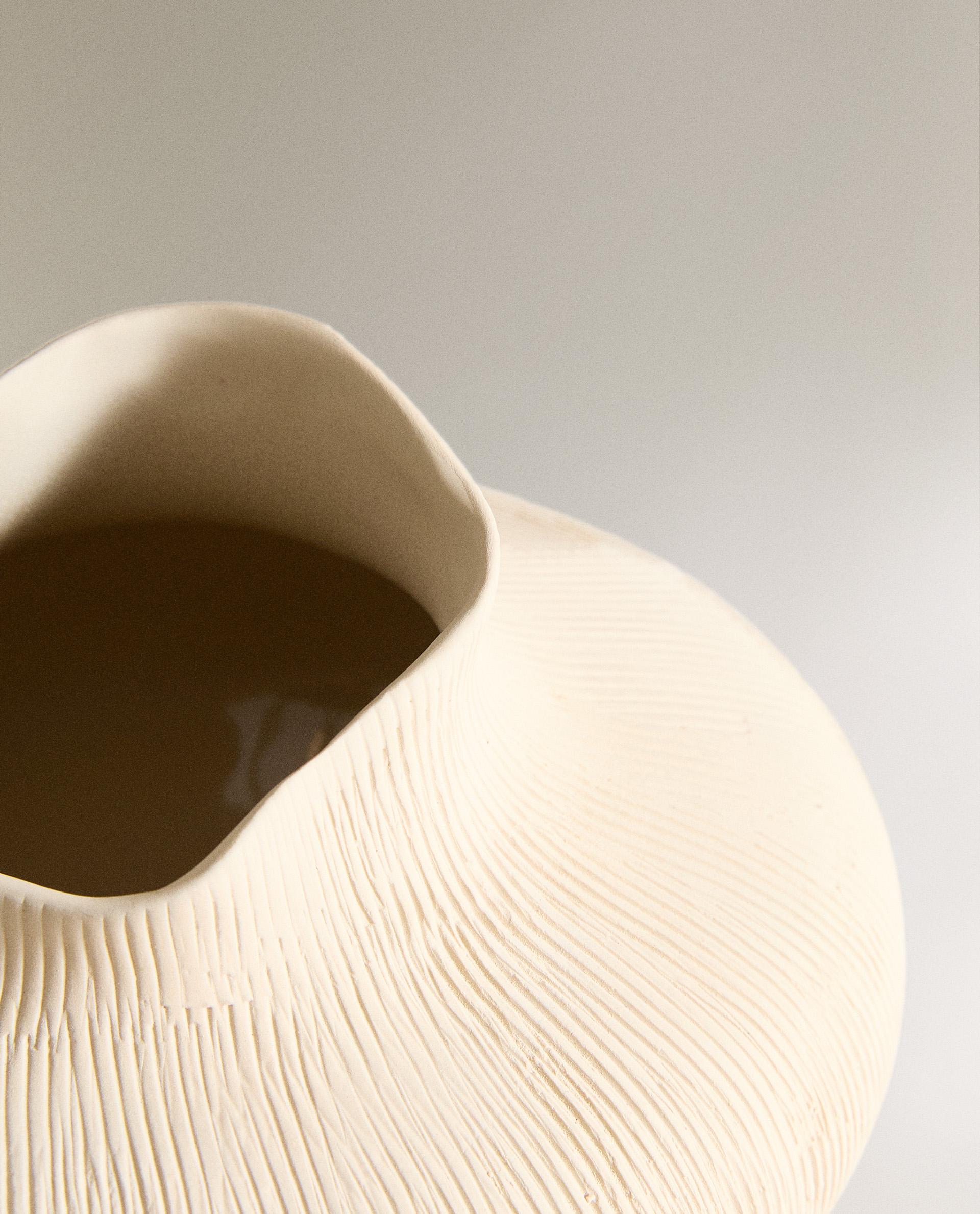IRREGULAR CERAMIC VASE product thumbnail 7