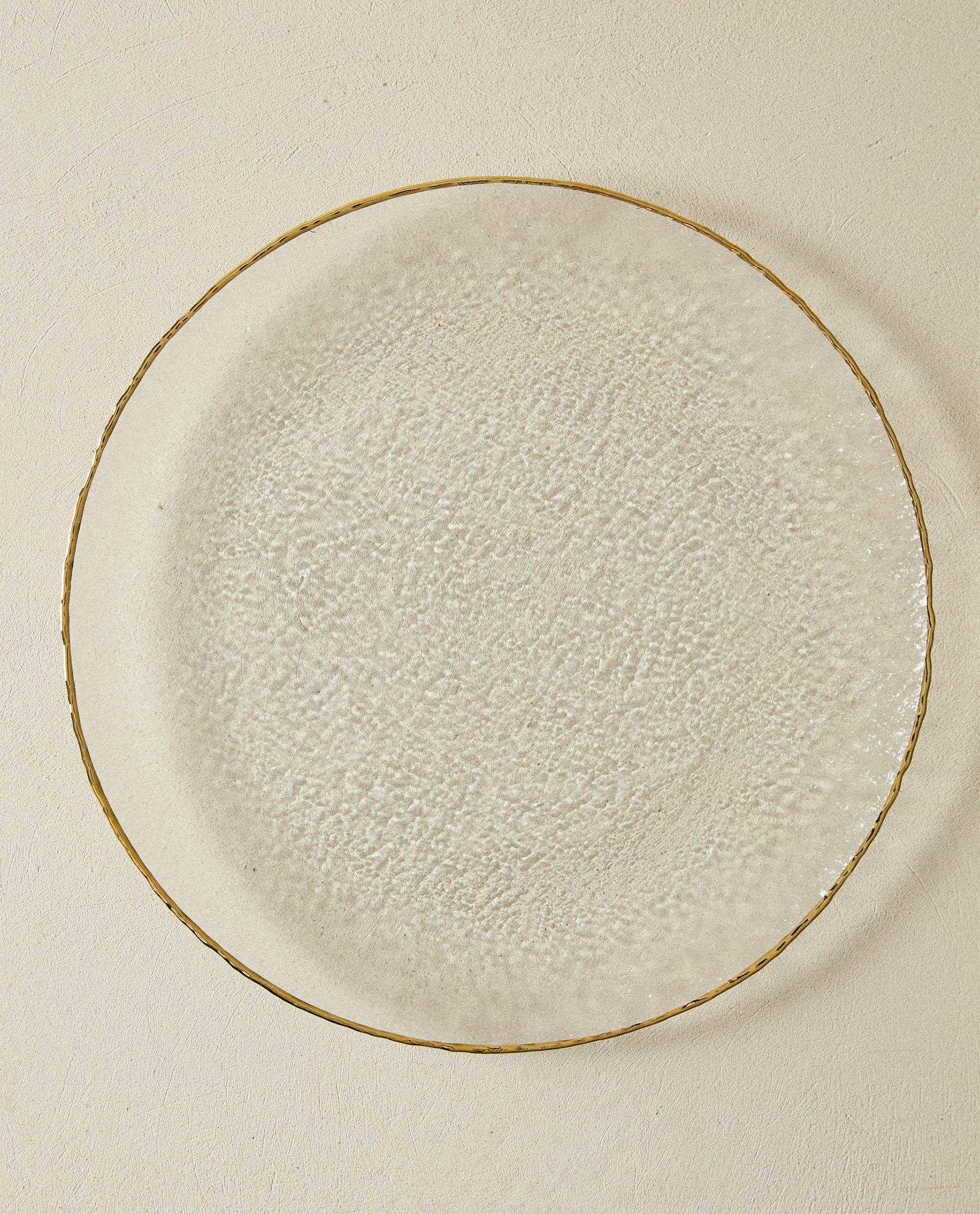 RAISED GLASS SERVICE PLATE WITH A GOLD RIM RAISED GLASS SERVICE PLATE WITH A GOLD RIM