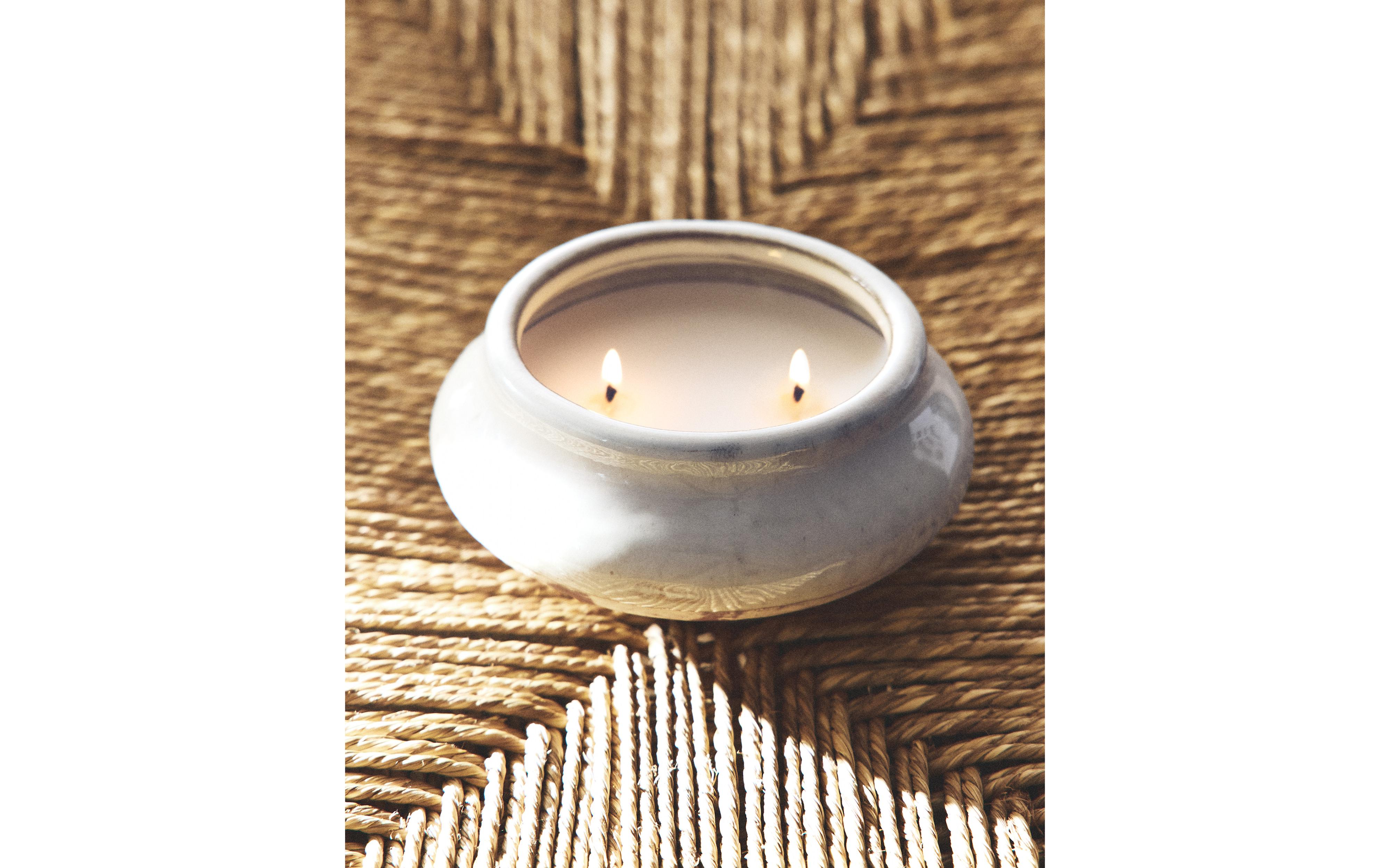 (200 G) LIGHT COTTON SCENTED CANDLE product thumbnail 11