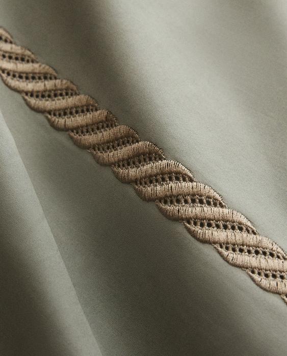 SATEEN DUVET COVER WITH DECORATIVE EMBROIDERY