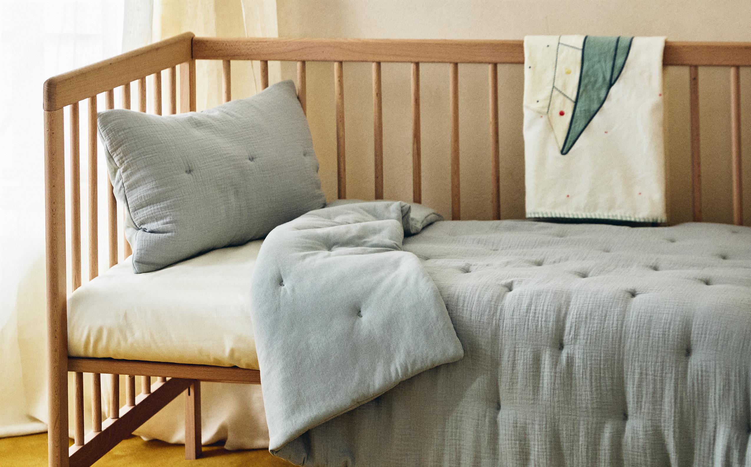 CHILDREN'S PLAIN MUSLIN BEDSPREAD