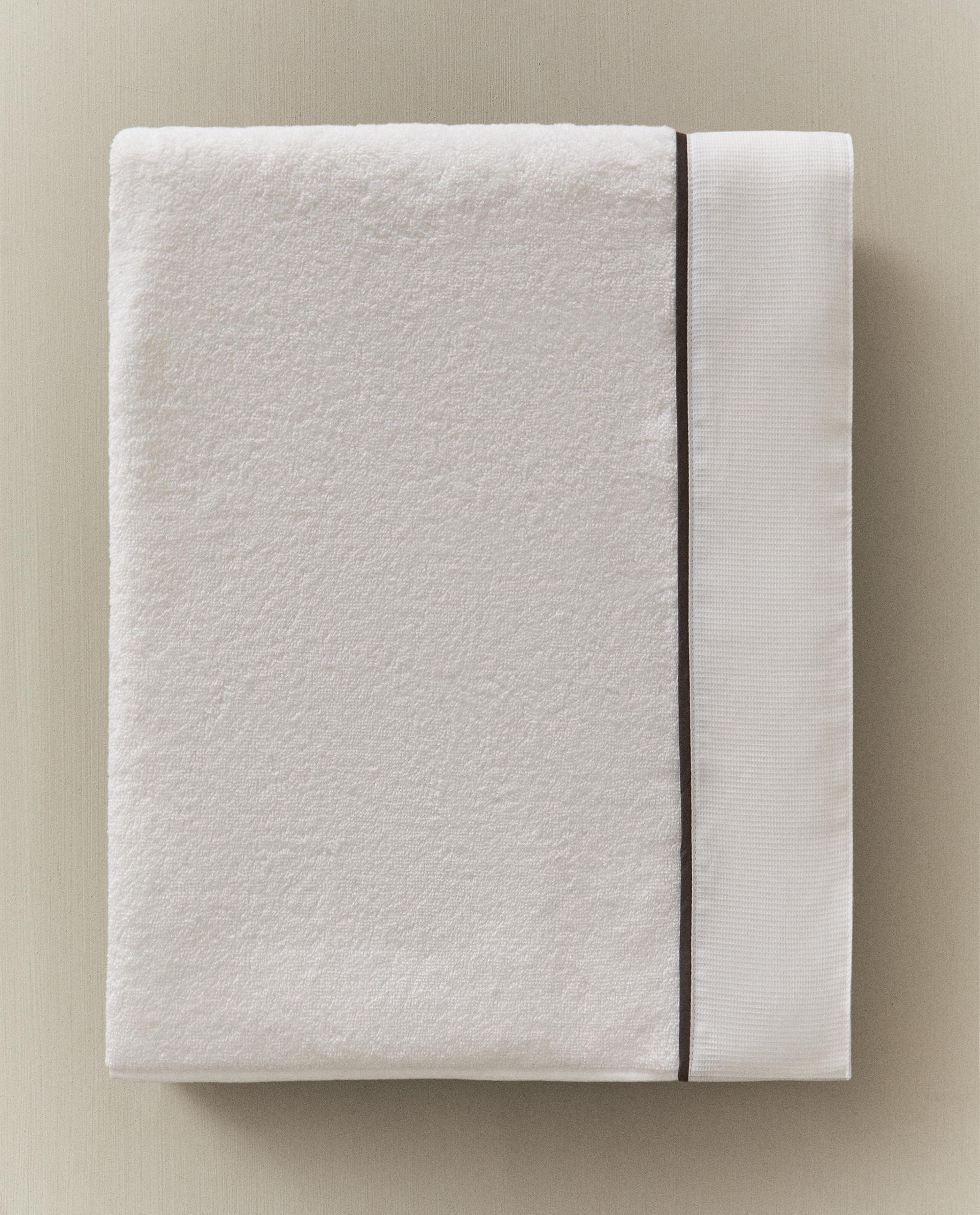 PIQUÉ BAND BATH TOWEL PIQUÉ BAND BATH TOWEL