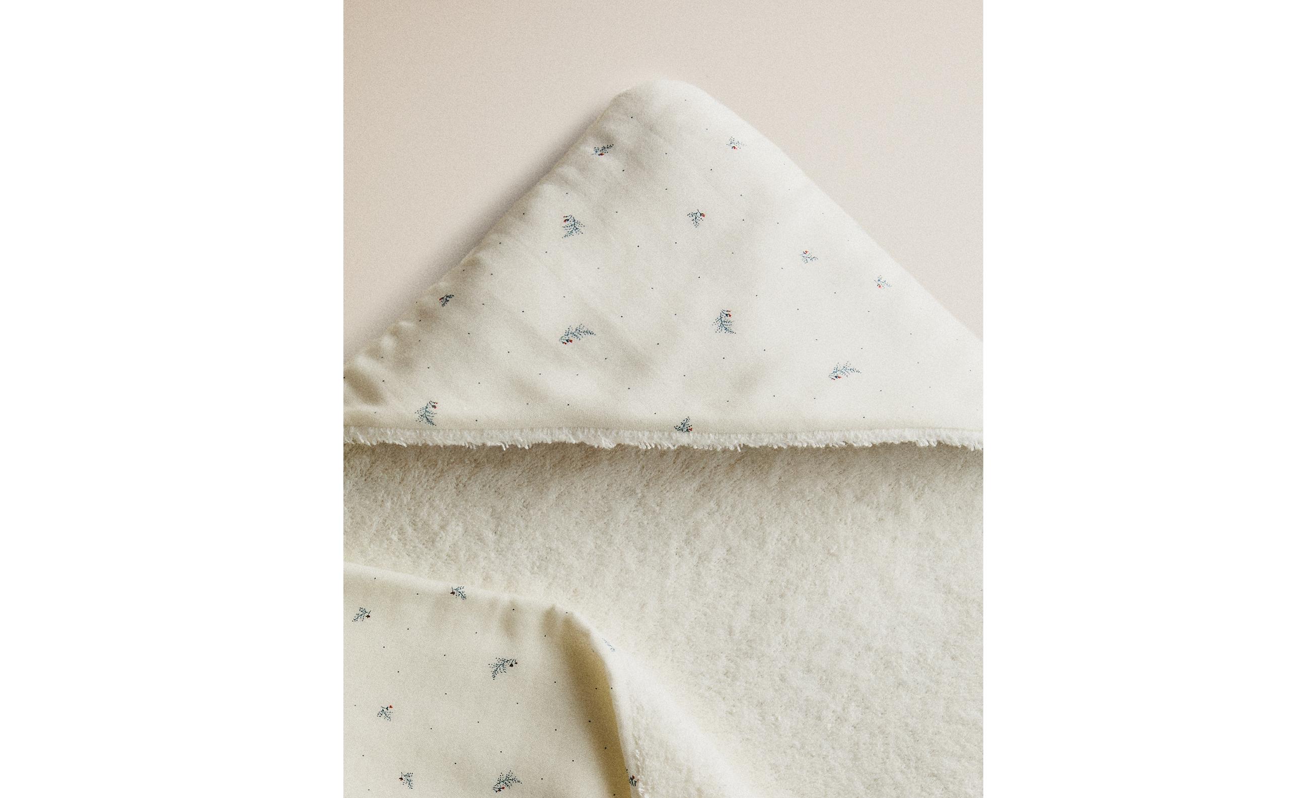 FLORAL HOODED BABY TOWEL product thumbnail 8