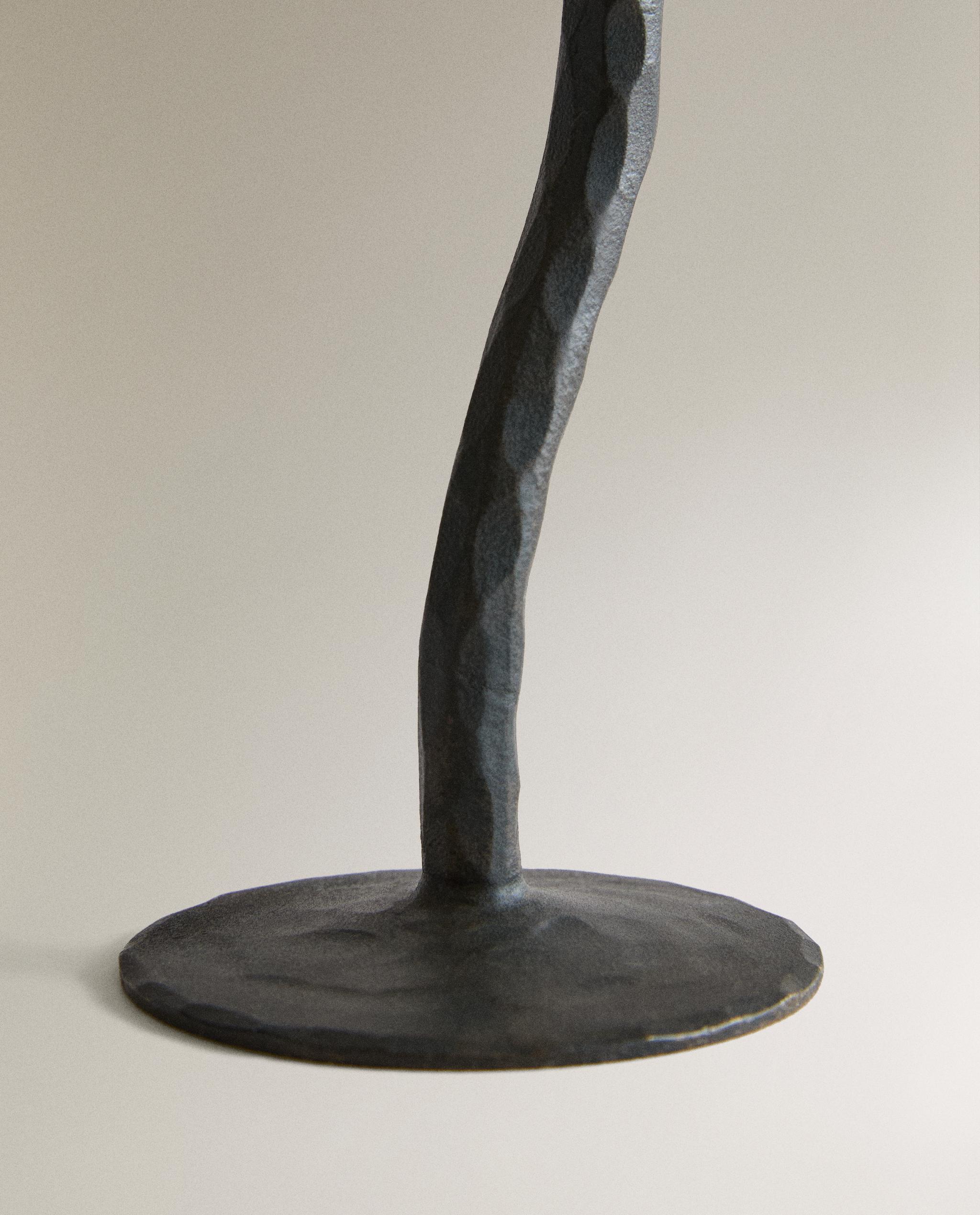 WAVY IRON CANDLE HOLDER product thumbnail 2