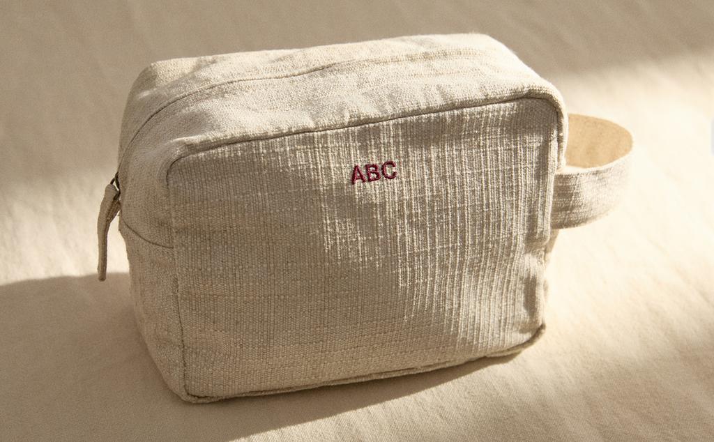 LINEN TOILETRY BAG