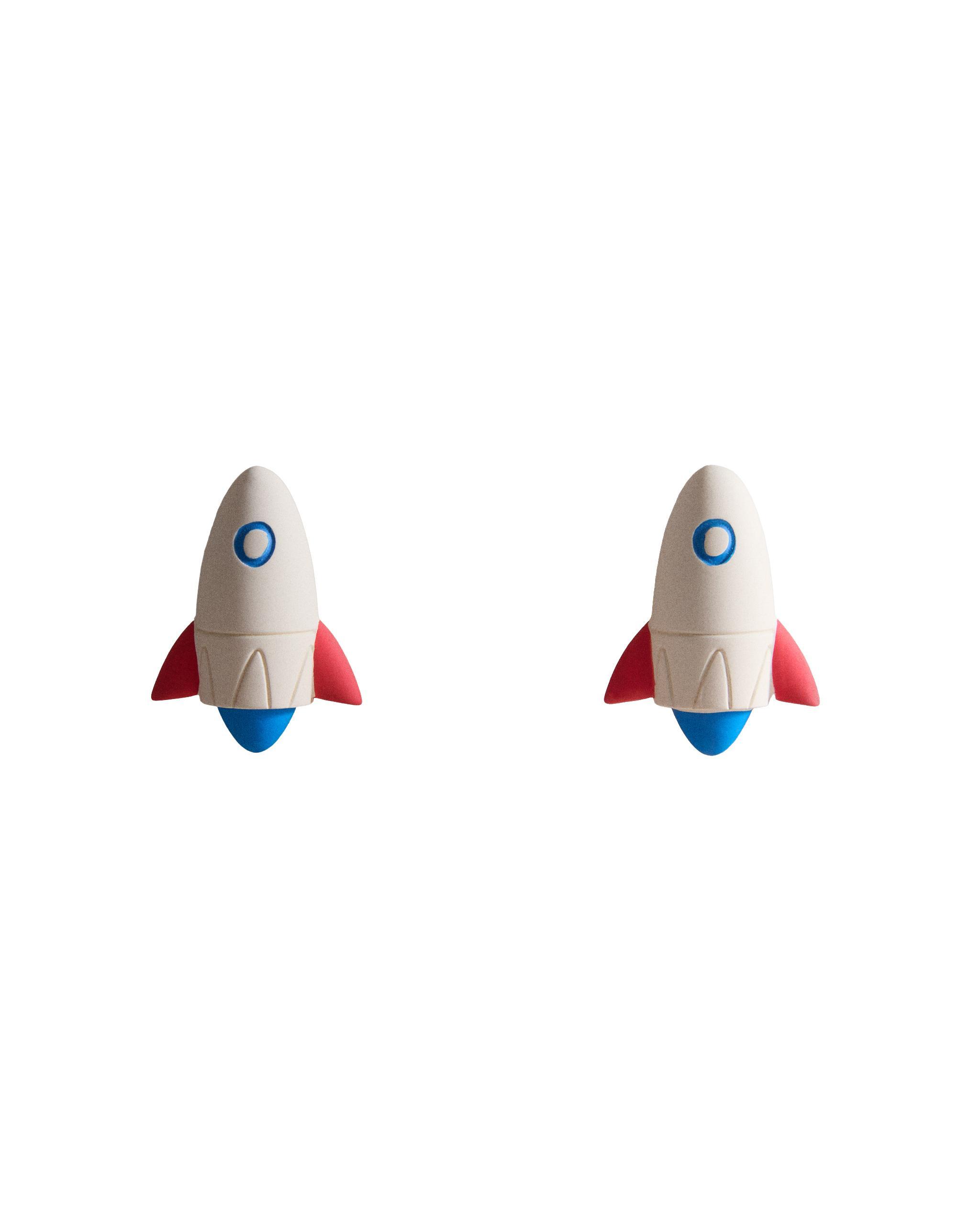 PACK OF CHILDREN'S SPACESHIP DOOR KNOBS (PACK OF 2) product thumbnail 3