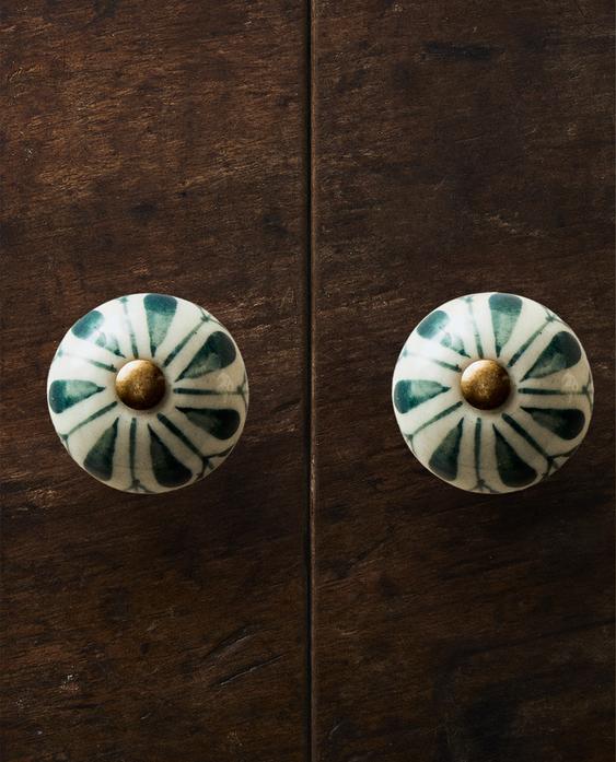 PACK OF CERAMIC FLOWER DOOR KNOBS (PACK OF 2) PACK OF CERAMIC FLOWER DOOR KNOBS (PACK OF 2)