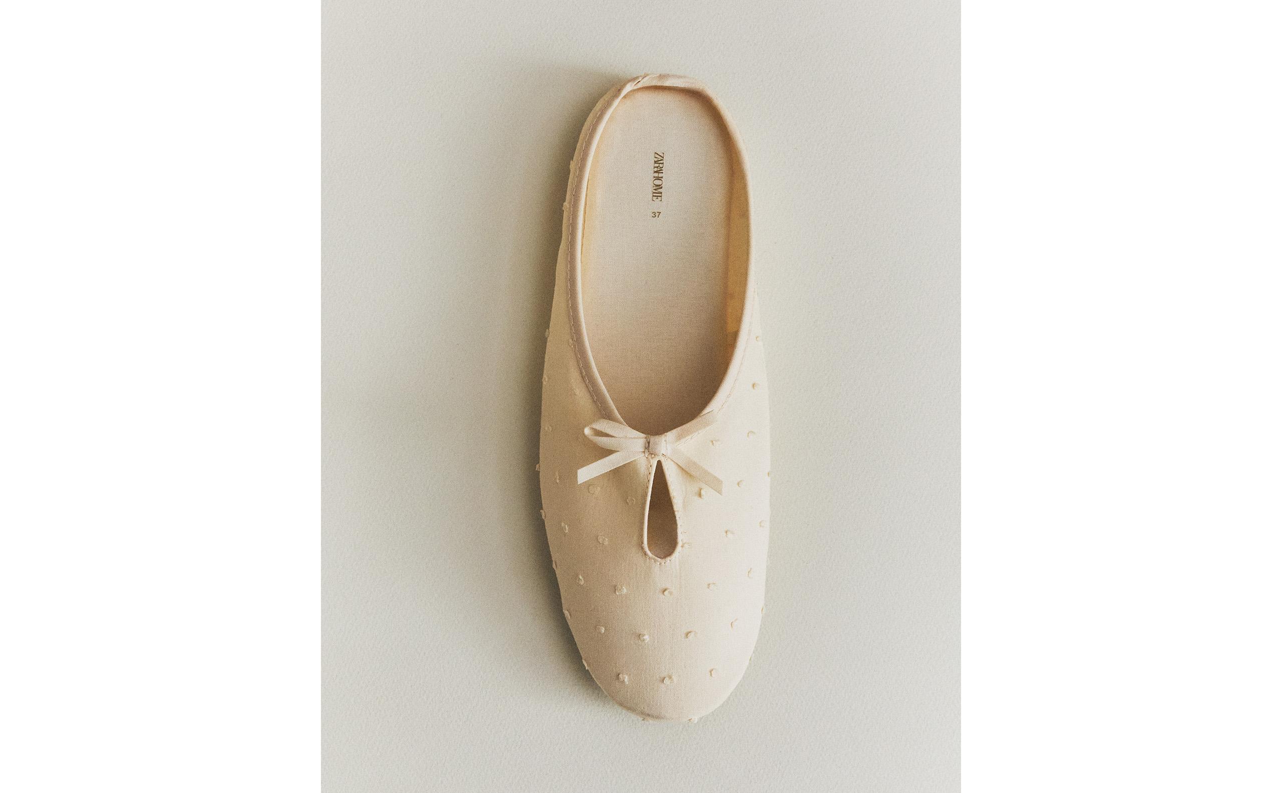 ZAPATILLA LAZO SUELA PIEL Zara Home España