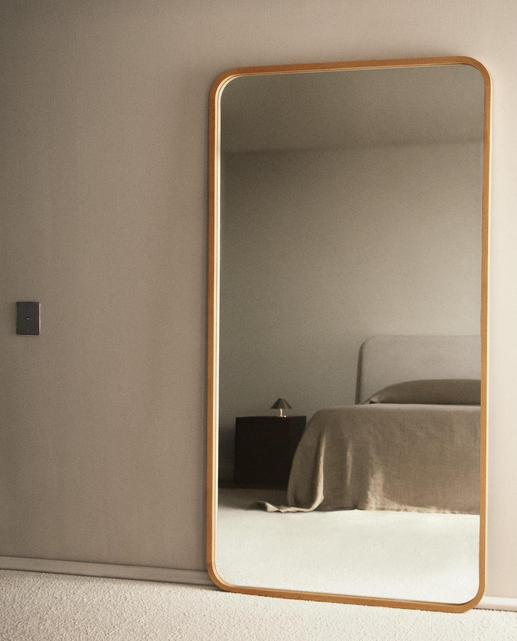 Zara Home Böyük dairəvi çərçivəli tam boy güzgü