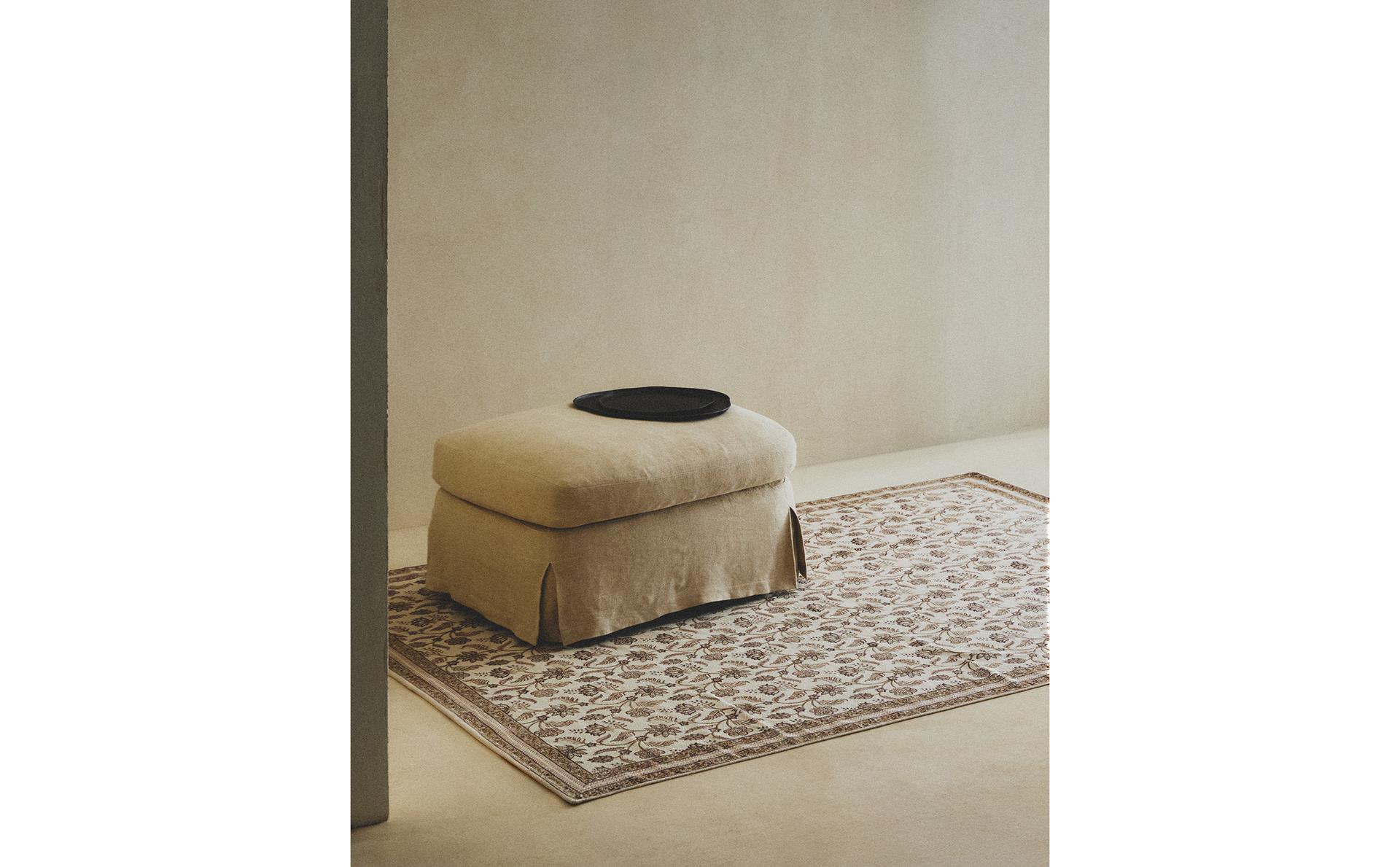 TAPIS À IMPRIMÉ FLORAL