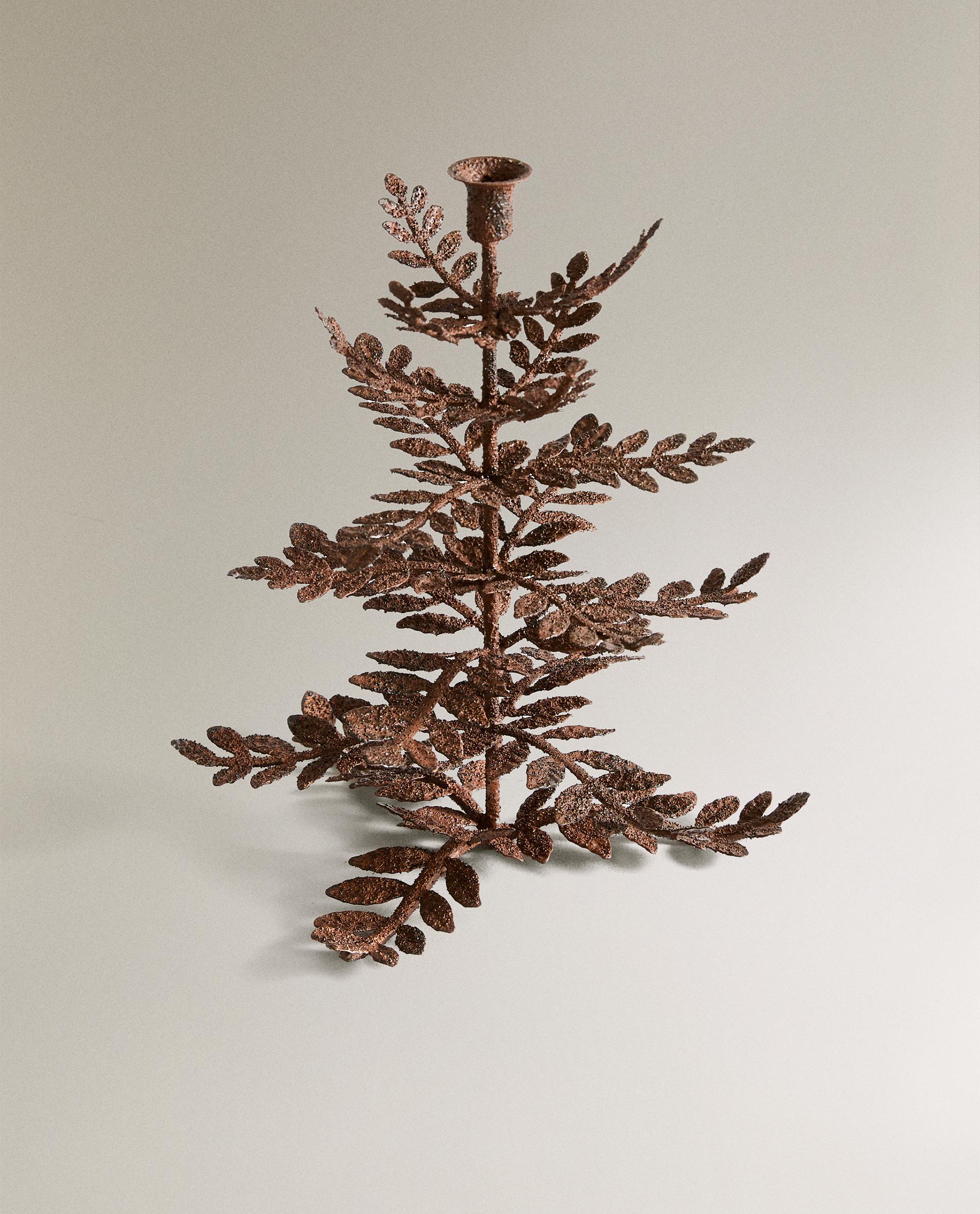 METAL CHRISTMAS TREE CANDLESTICK