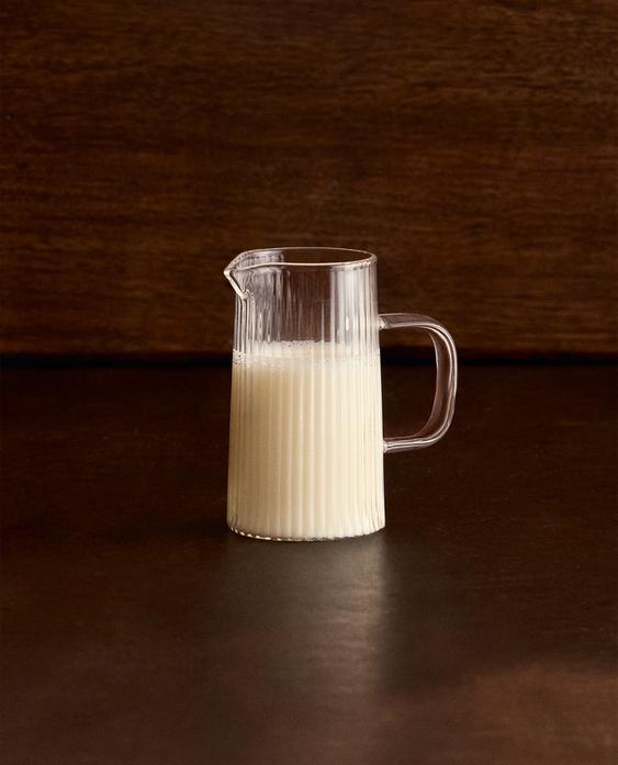 RAISED BOROSILICATE MILK JUG RAISED BOROSILICATE MILK JUG