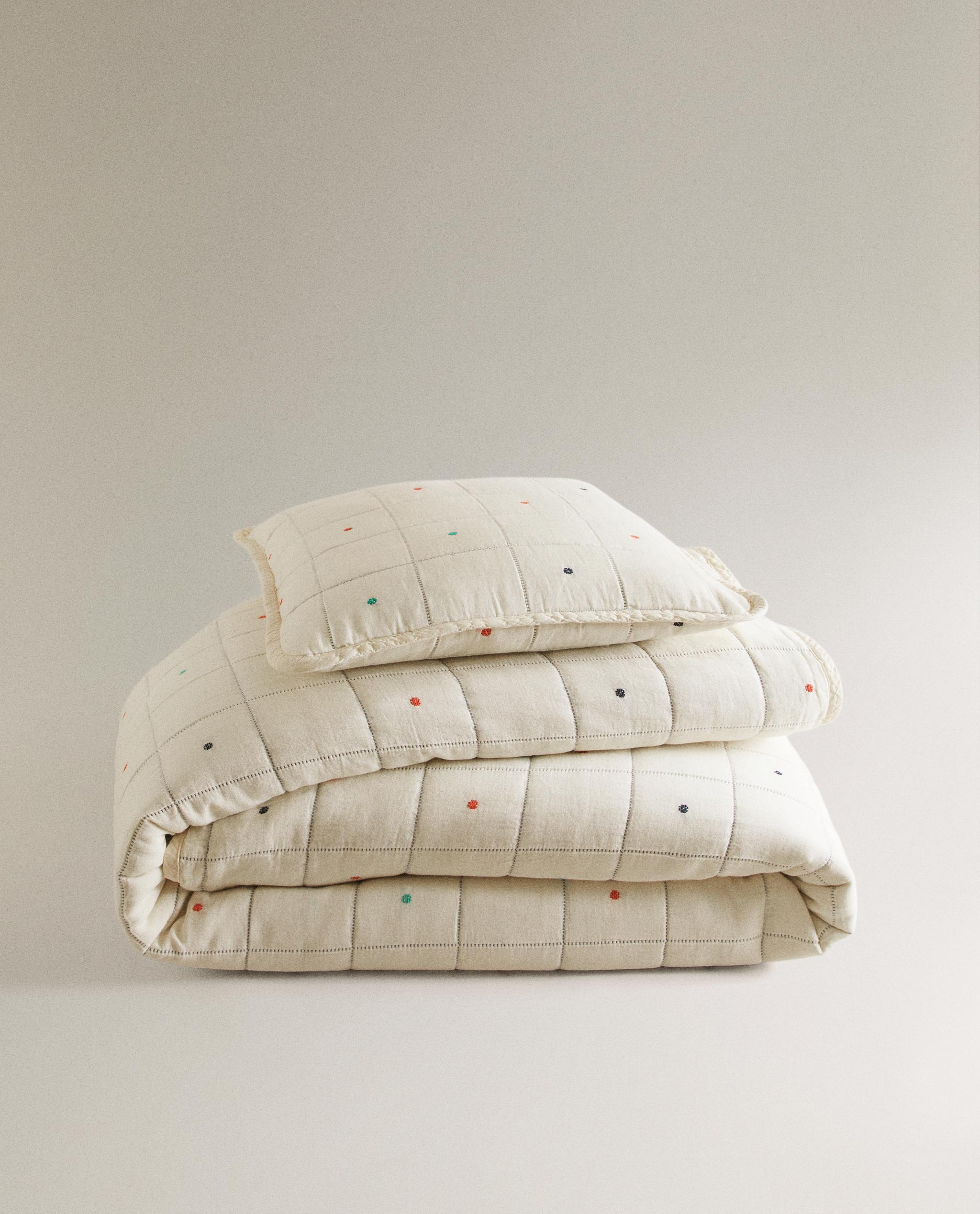 CHILDREN'S CHECK AND POLKA DOT BEDSPREAD product thumbnail 4