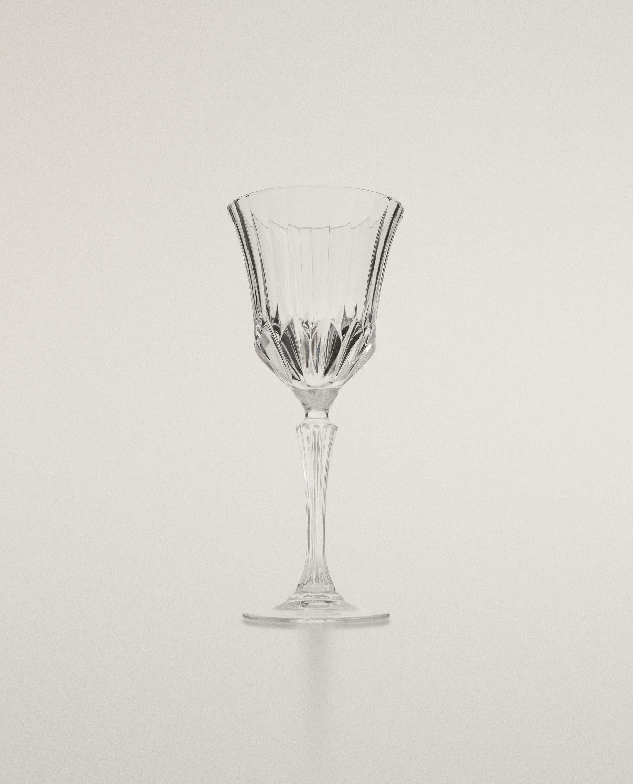 ENGRAVED-EFFECT CRYSTALLINE WINE GLASS product thumbnail 6