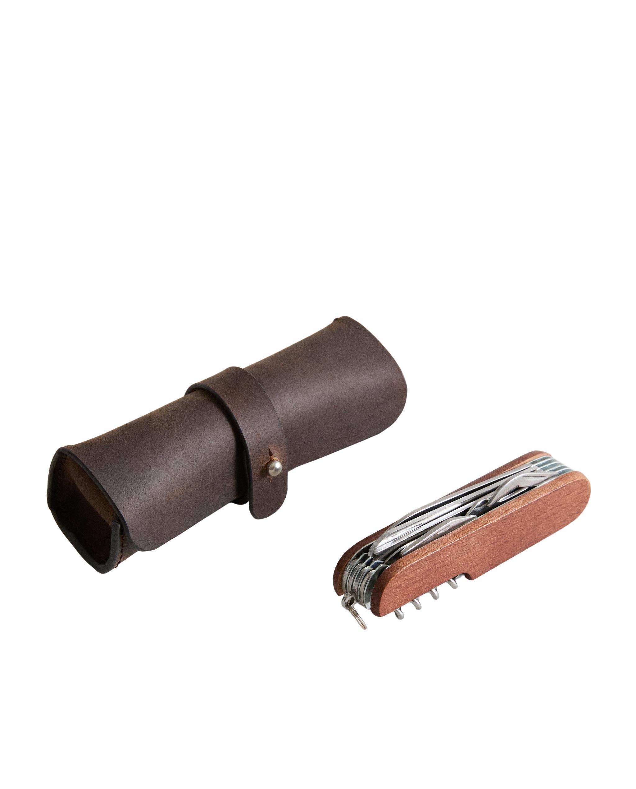 MULTIPURPOSE KNIFE AND COVER product thumbnail 3