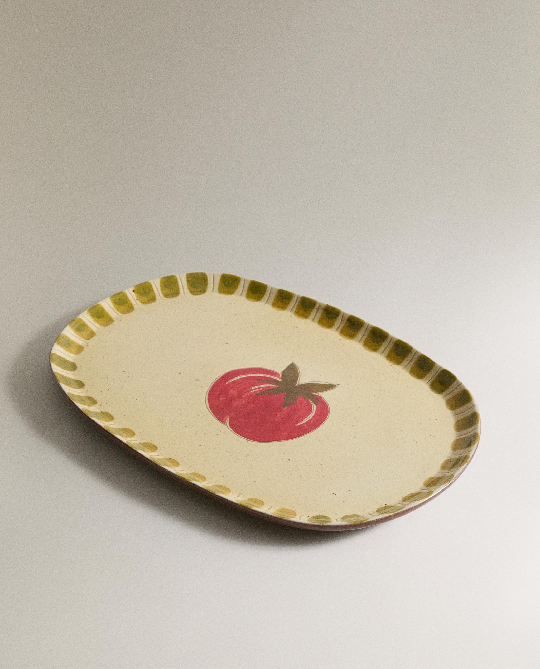 SERVING DISHES AND CUTLERY product thumbnail 3