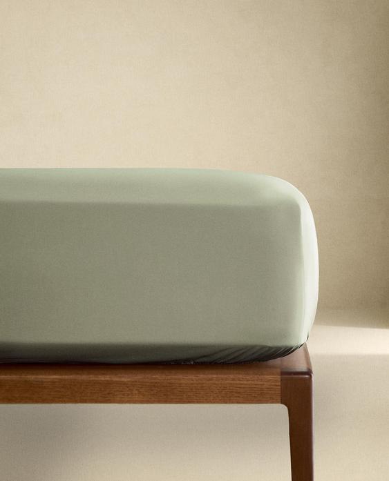 PERCALE FITTED SHEET | 30 CM HIGH (300 THREAD COUNT) PERCALE FITTED SHEET | 30 CM HIGH (300 THREAD COUNT)