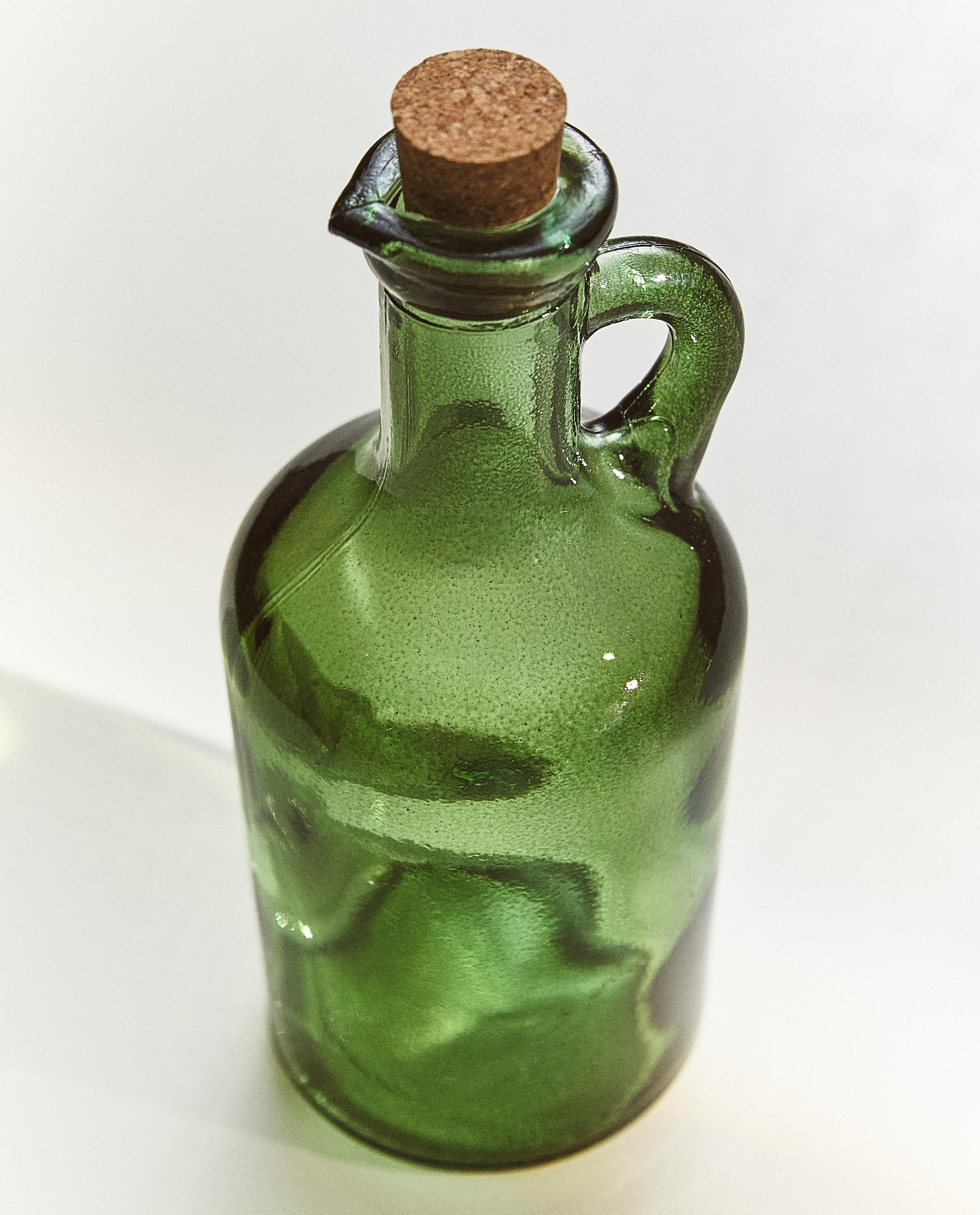 CRUET AND SALT SHAKER product thumbnail 8