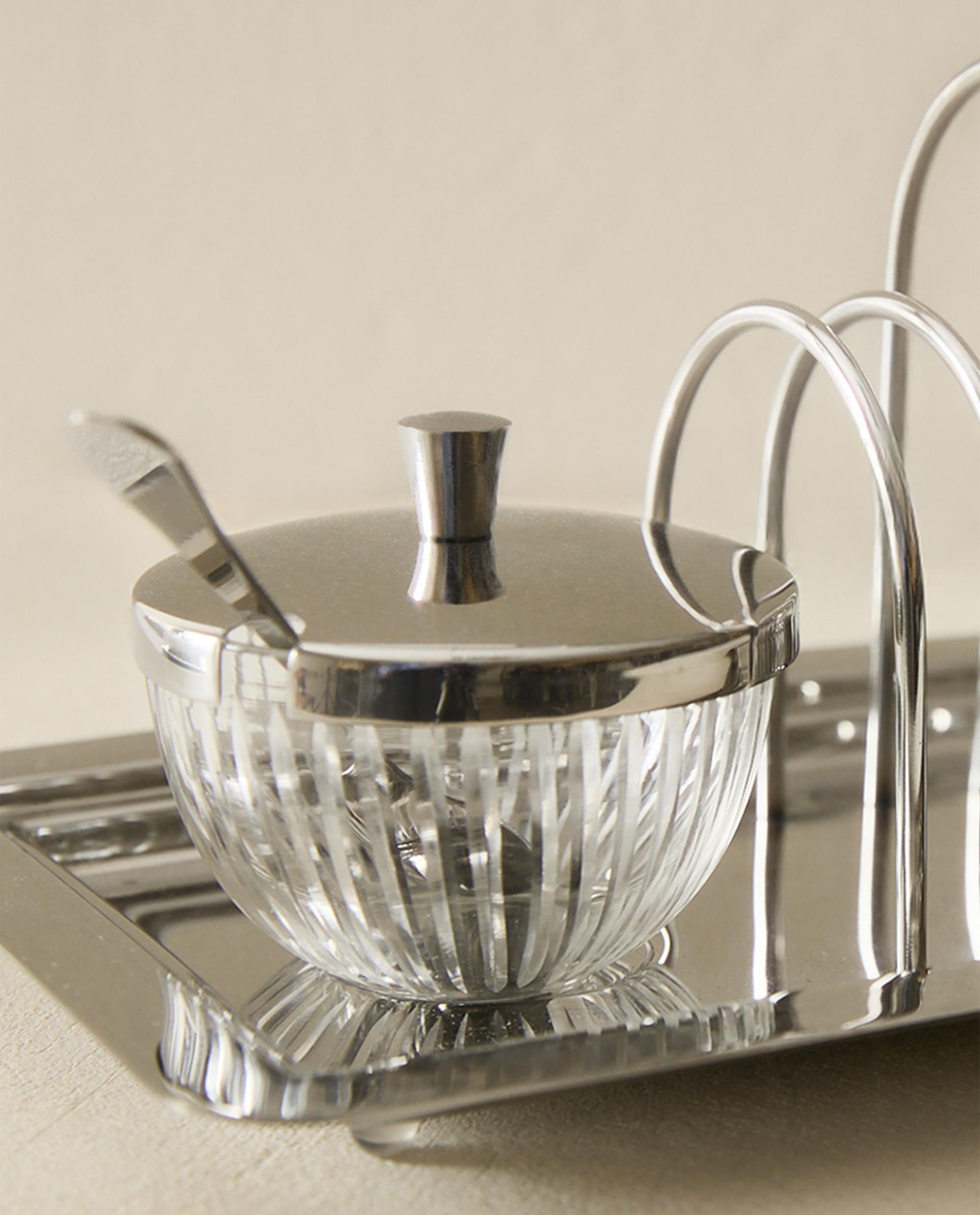 47219042808-a7.jpg?ts=