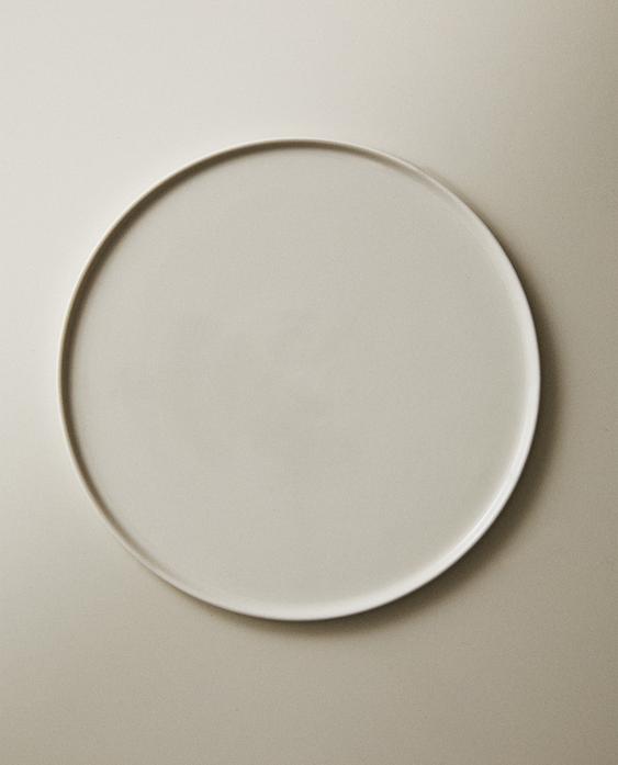 LOT DE 2 - ASSIETTE M