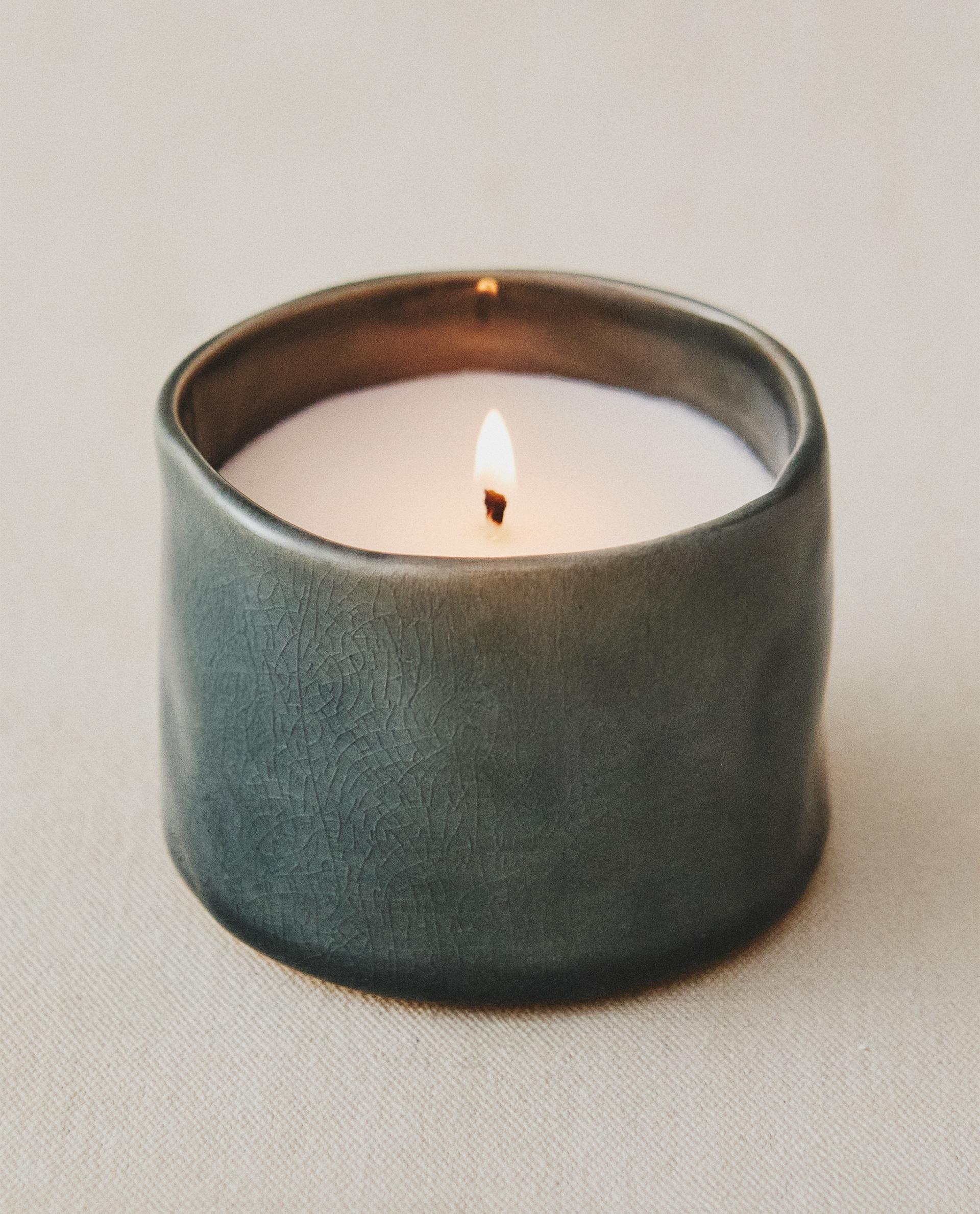 (150 G) VIBRANT ROSE SCENTED CANDLE product thumbnail 8