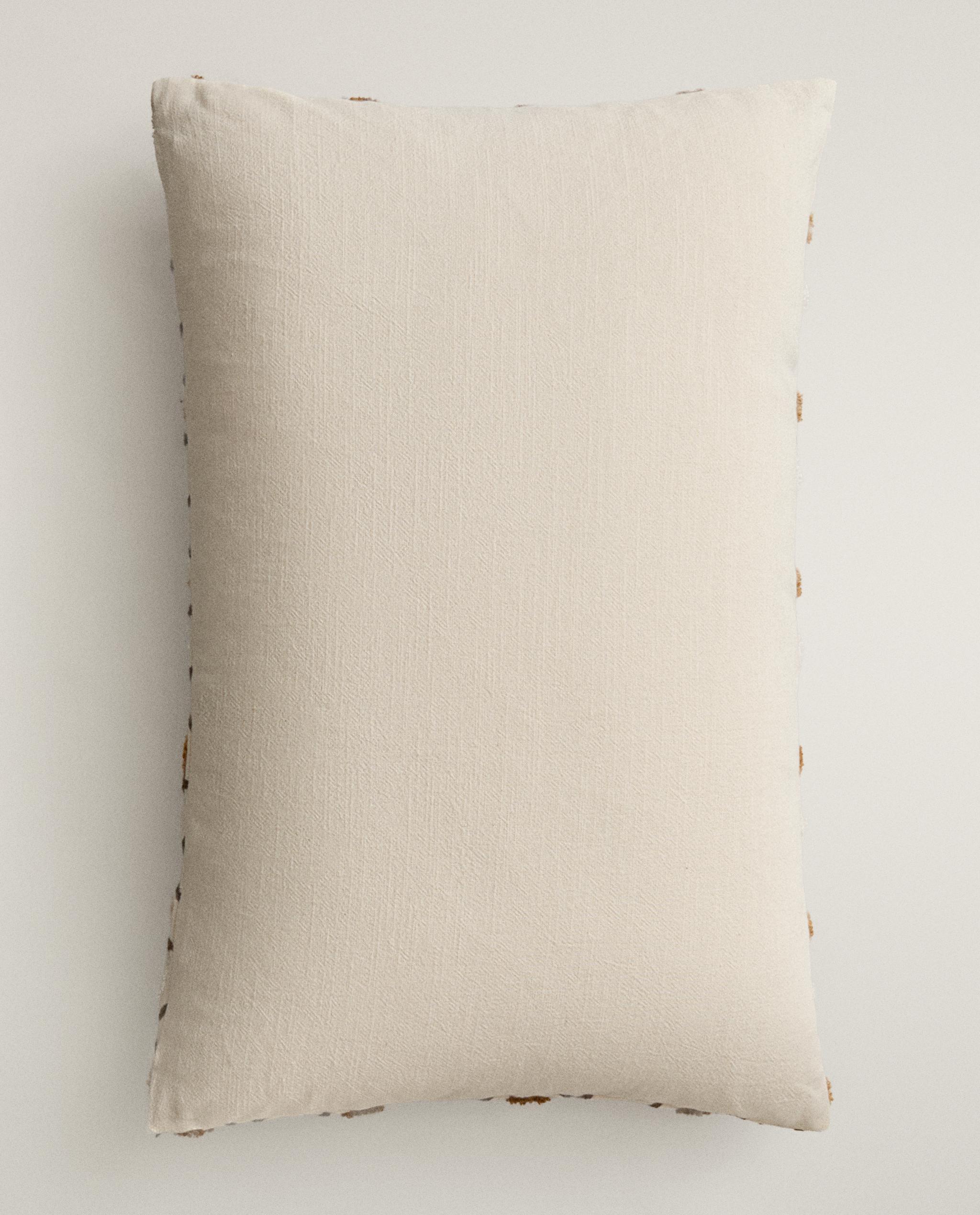 TUFTING CUSHION COVER product thumbnail 4