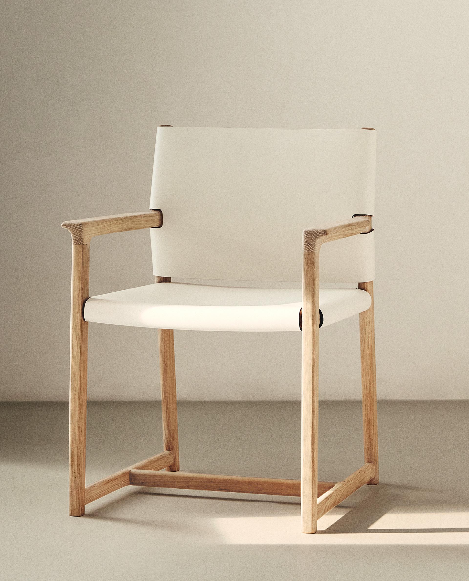 CHAIR 03