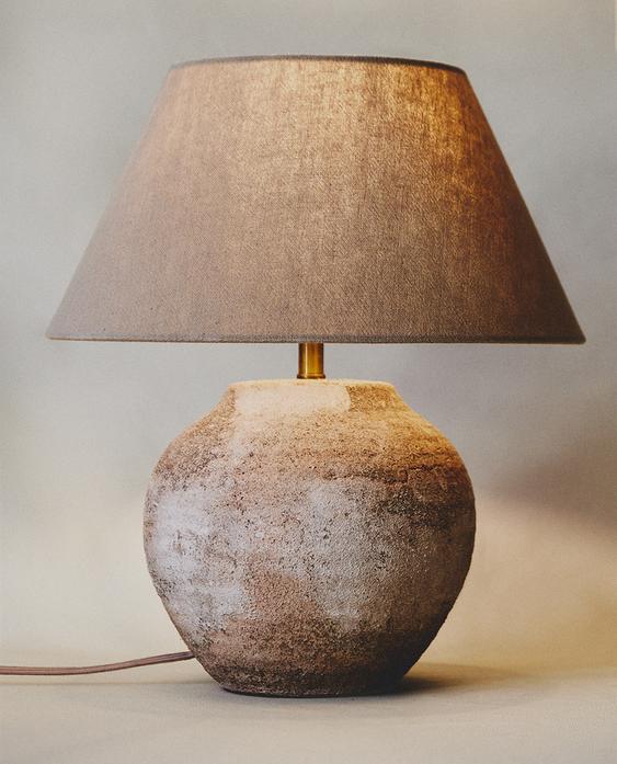 Large Antique Finish Ceramic Table Lamp - Elegant Decor