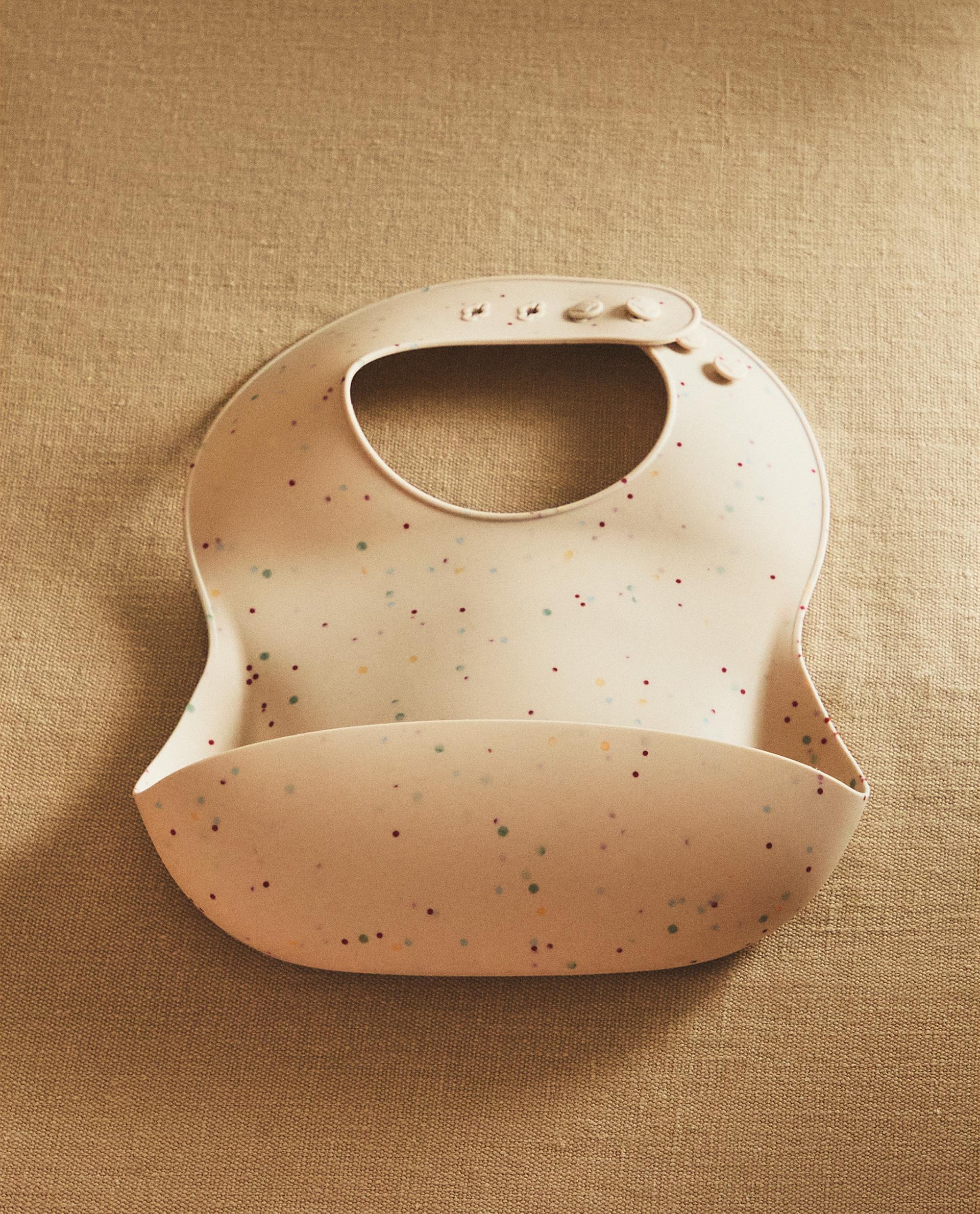 CHILDREN'S POLKA DOT SILICONE BIB