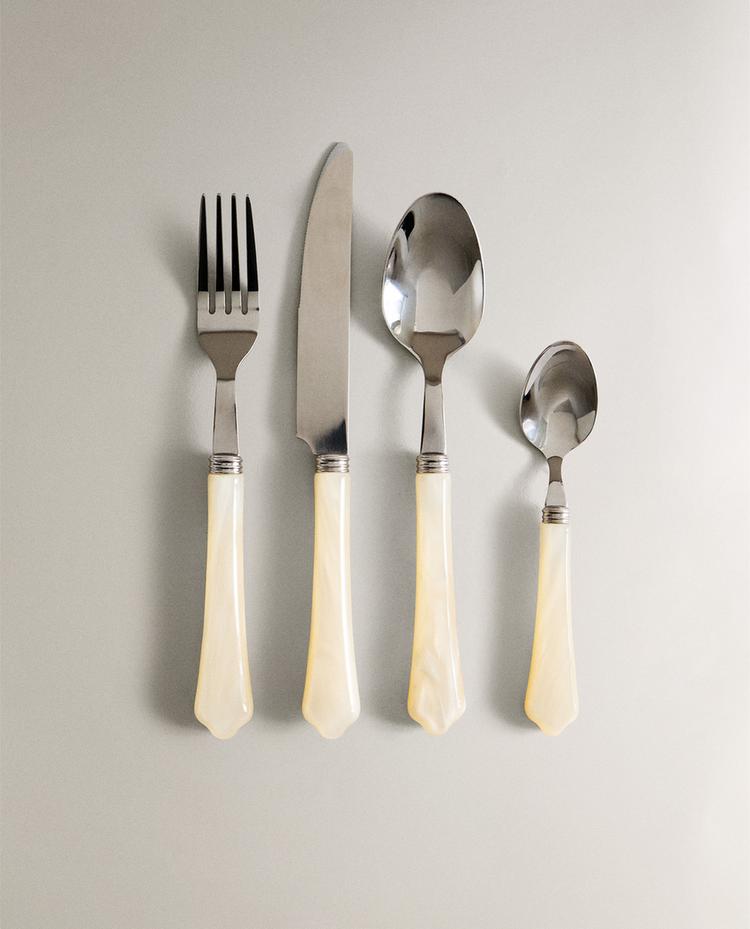 SET CUBIERTOS 4 PIEZAS MANGO EFECTO NACARADO