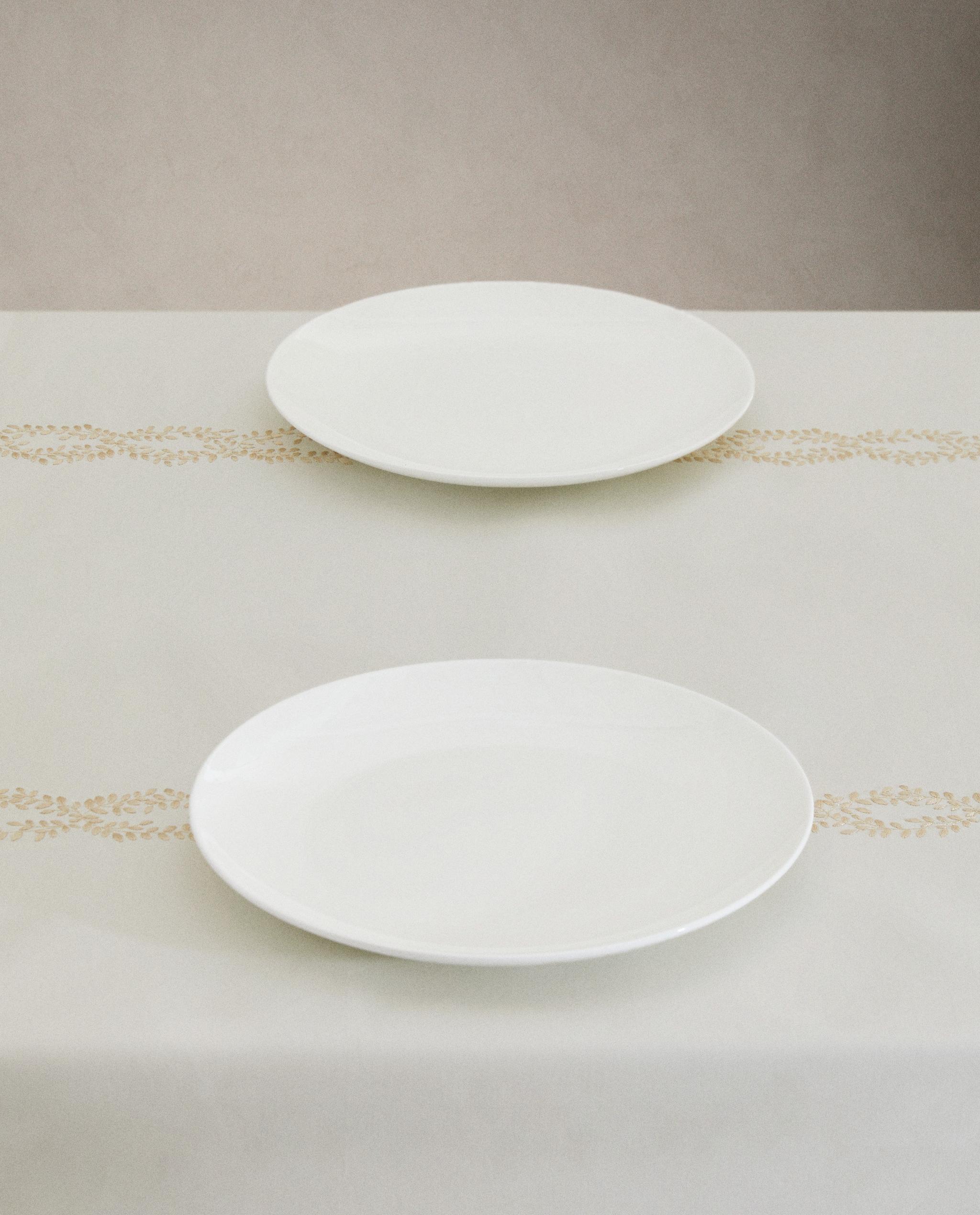 PLANT EMBROIDERED SATIN TABLECLOTH product thumbnail 17
