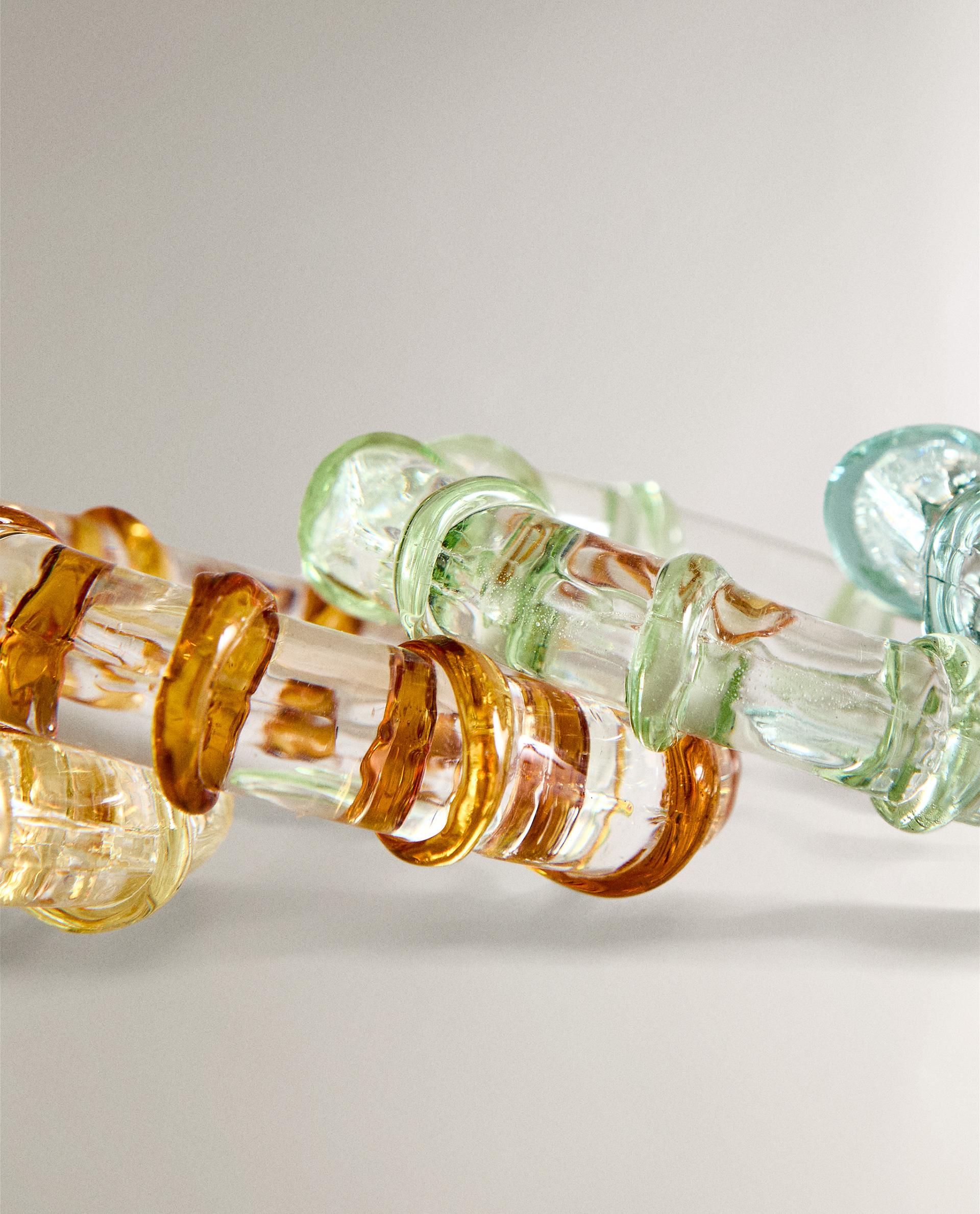 SET OF GLASS NAPKIN RINGS (SET OF 6)