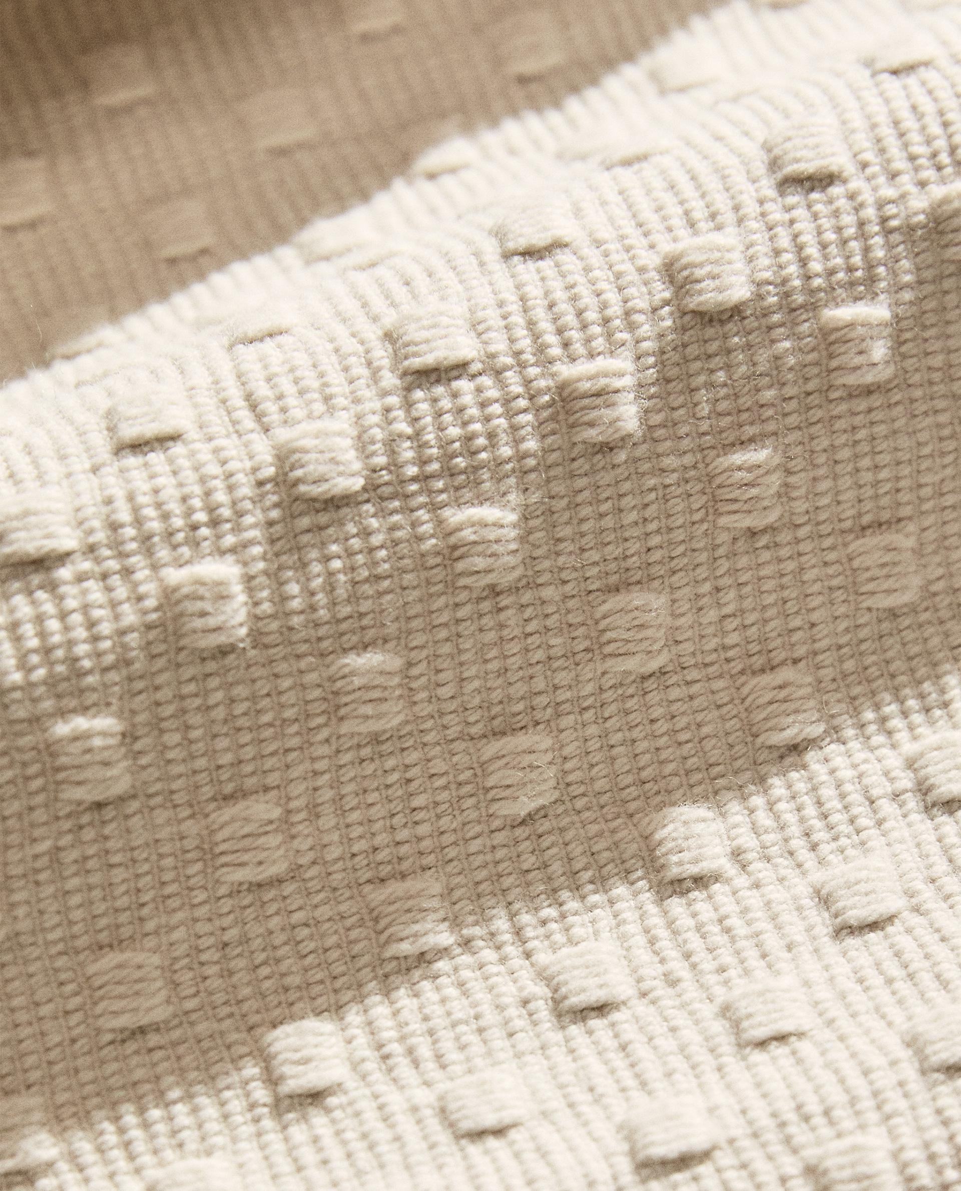 BEDSPREAD WITH POLKA DOT DESIGN product thumbnail 16