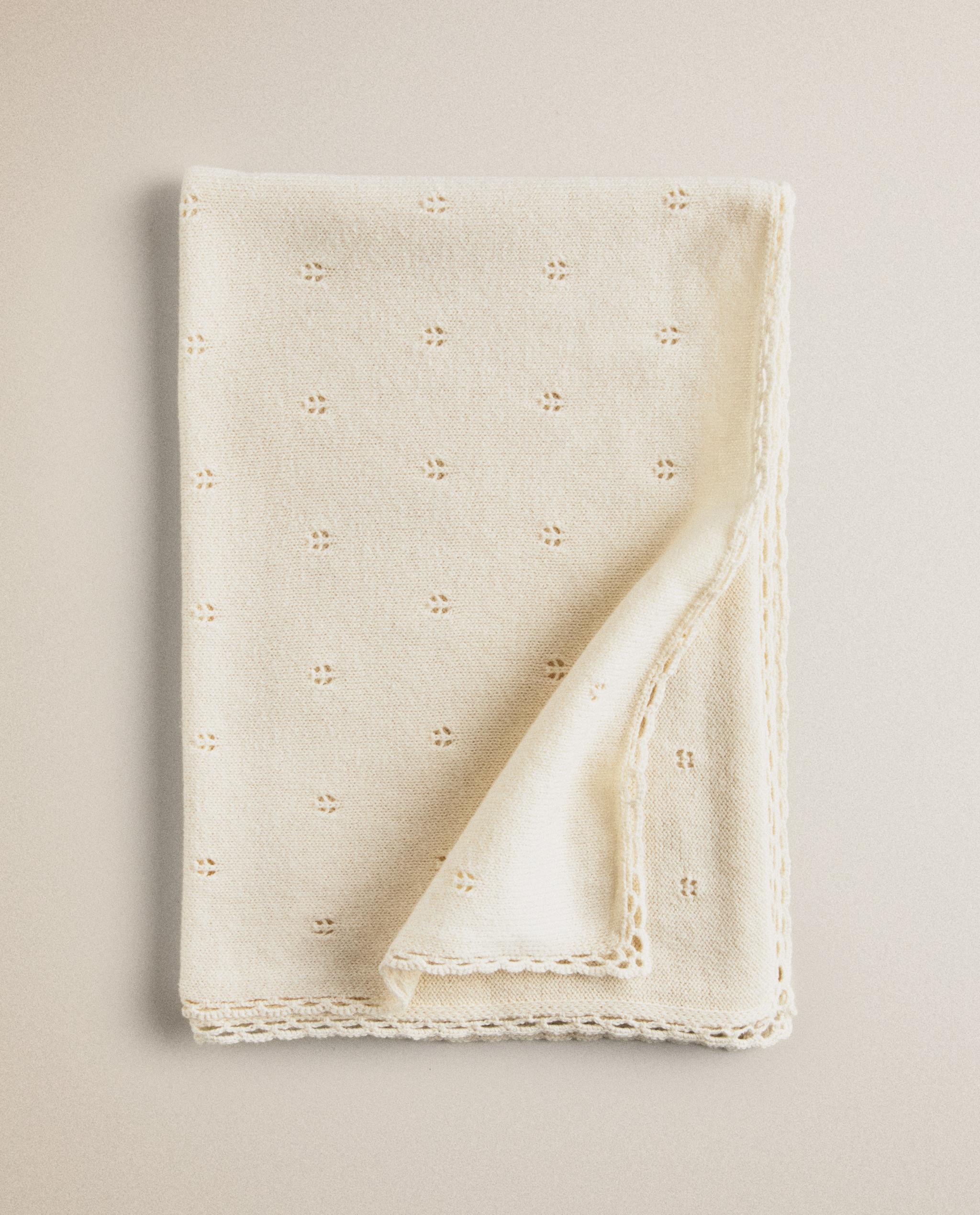 POINTELLE COTTON BABY BLANKET product thumbnail 9