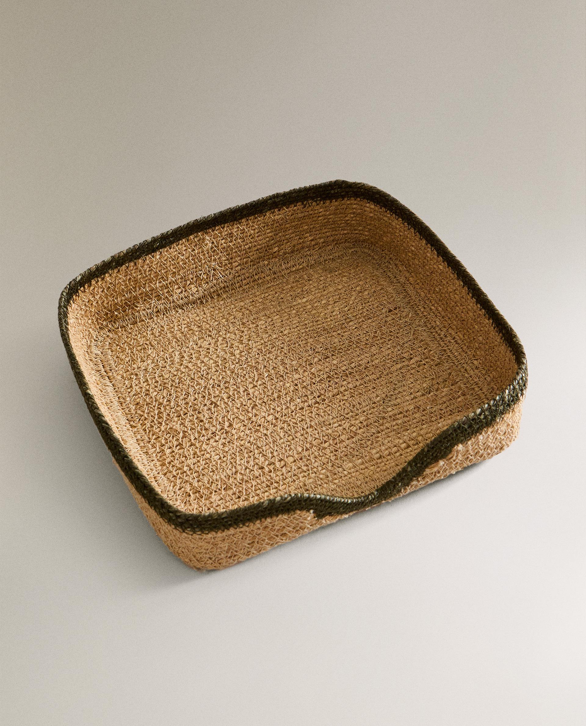 SEAGRASS NAPKIN HOLDER