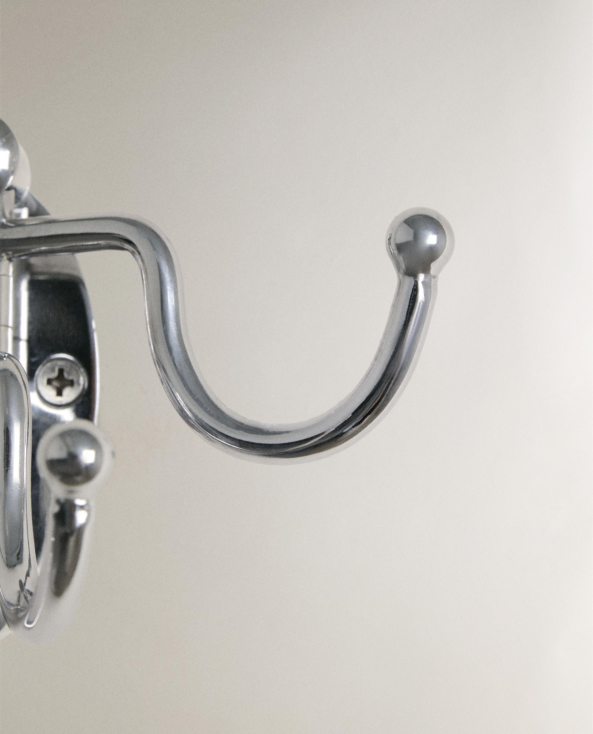 MULTI-WAY TRIPLE METAL HANGER product thumbnail 4