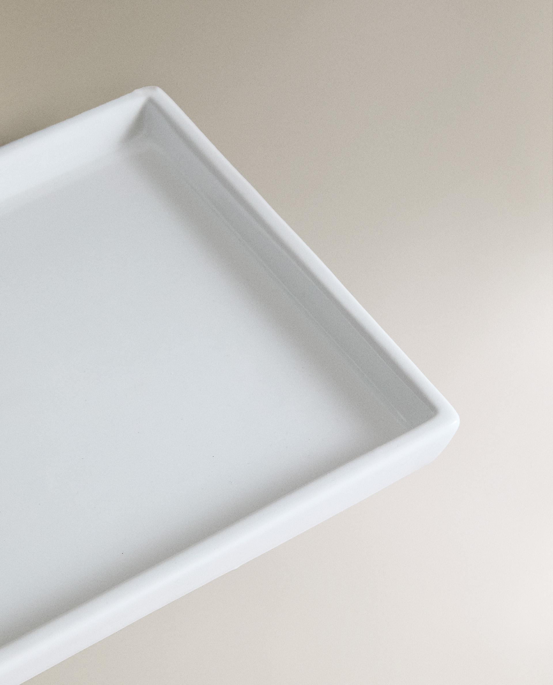 WHITE EARTHENWARE BATHROOM TRAY