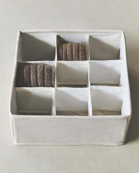 ORGANISER BASKET WITH COMPARTMENTS