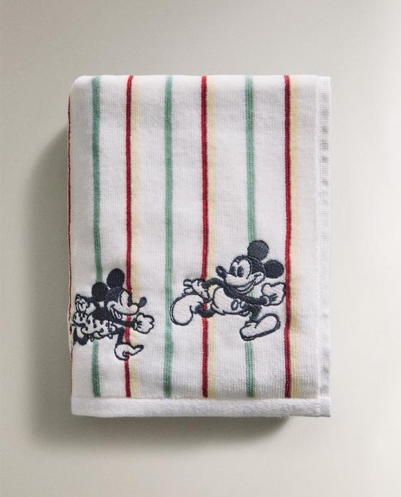 KIDS' MICKEY & MINNIE ©DISNEY VELOUR TOWEL KIDS' MICKEY & MINNIE ©DISNEY VELOUR TOWEL