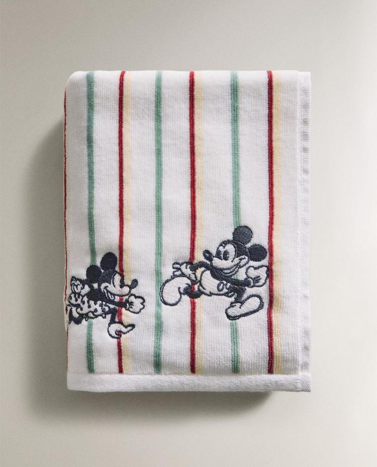 KIDS' MICKEY & MINNIE ©DISNEY VELOUR TOWEL KIDS' MICKEY & MINNIE ©DISNEY VELOUR TOWEL