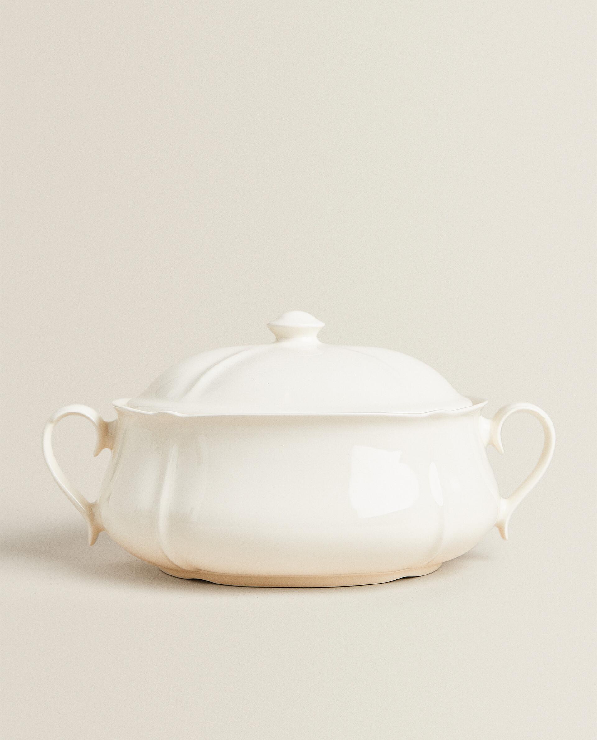 EARTHENWARE TUREEN WITH RAISED-DESIGN EDGE product thumbnail 12