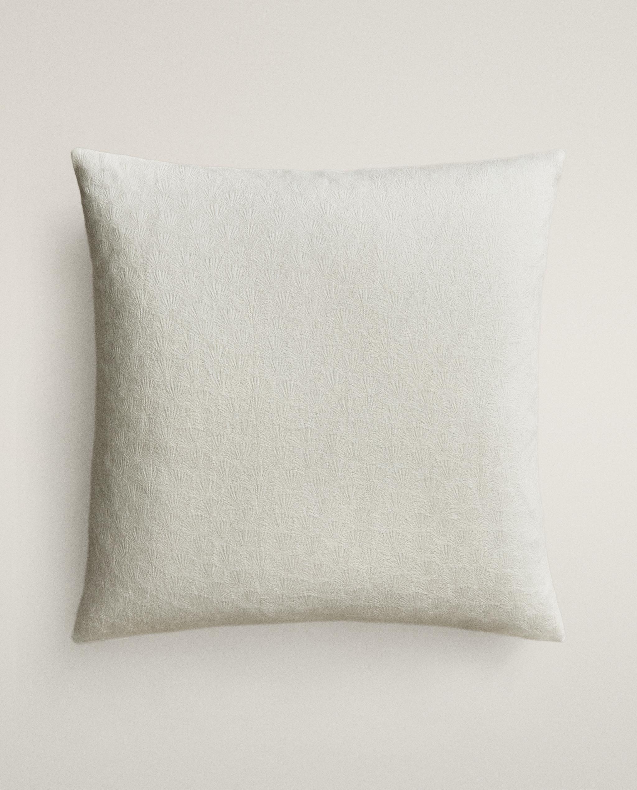 COTTON JACQUARD CUSHION COVER product thumbnail 7
