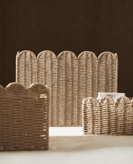 LARGE SCALLOPED BASKET