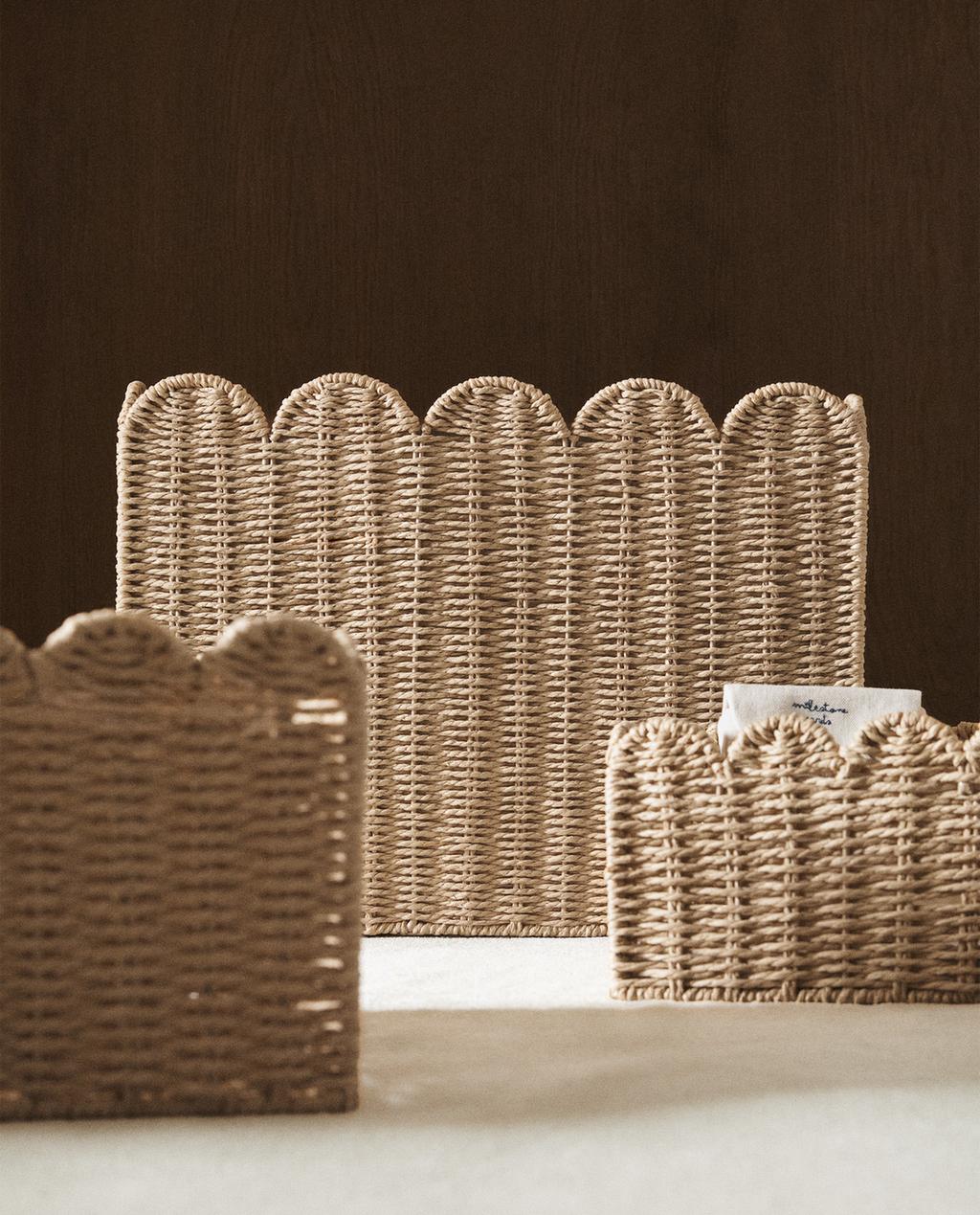 סל כביסה גדול עם גימור גלי