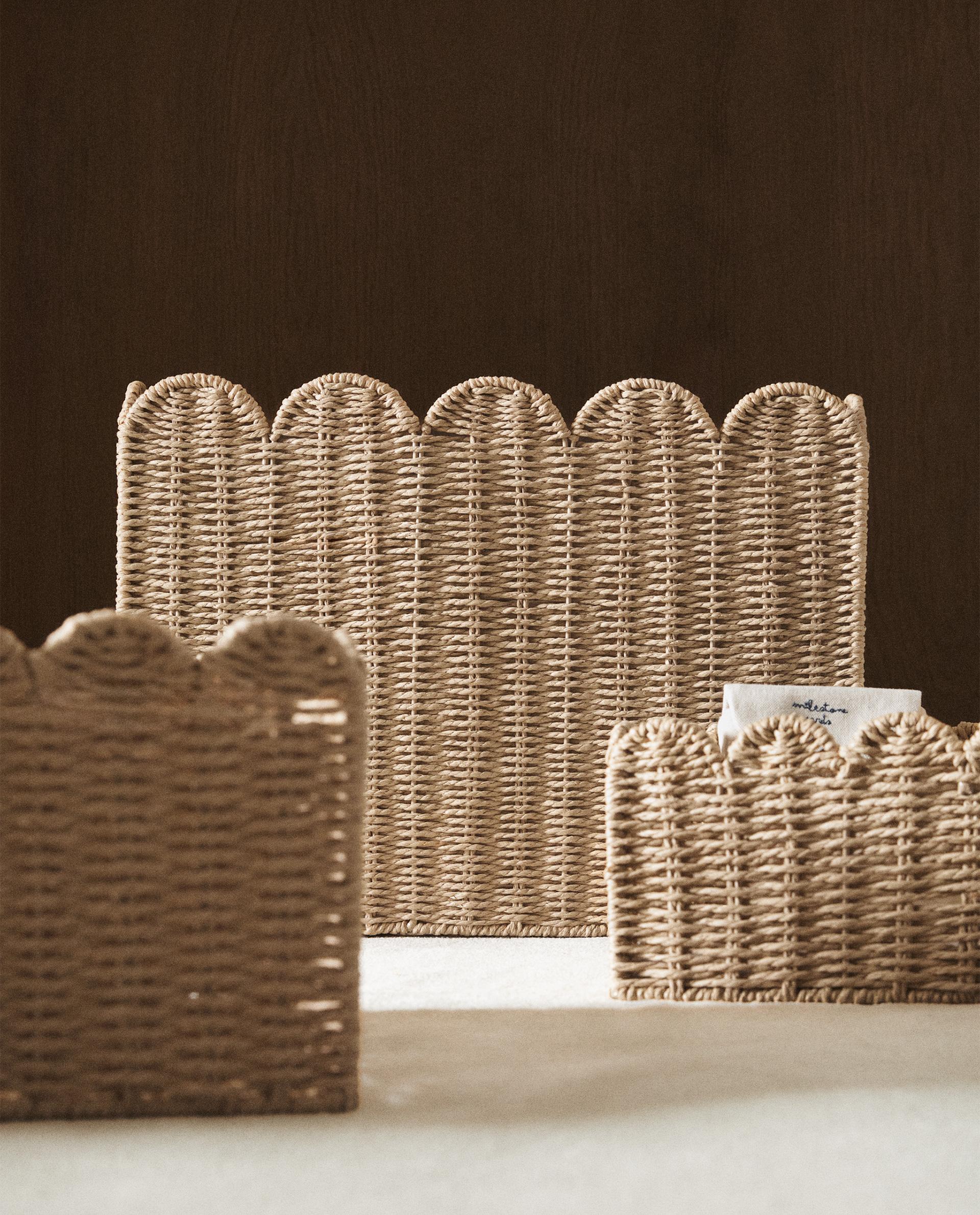 LARGE SCALLOPED BASKET LARGE SCALLOPED BASKET