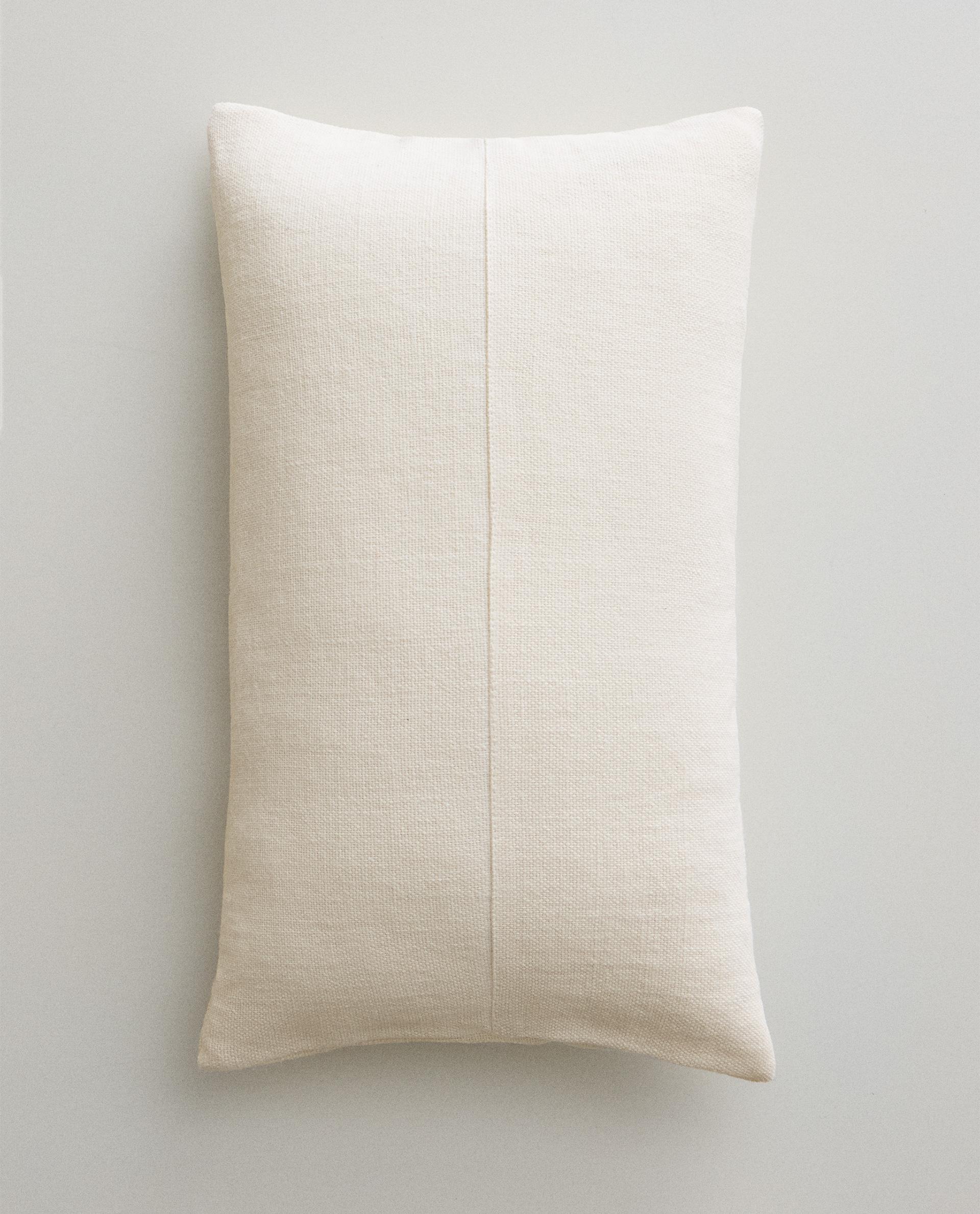 CUSHION COVER WITH STITCHING CUSHION COVER WITH STITCHING