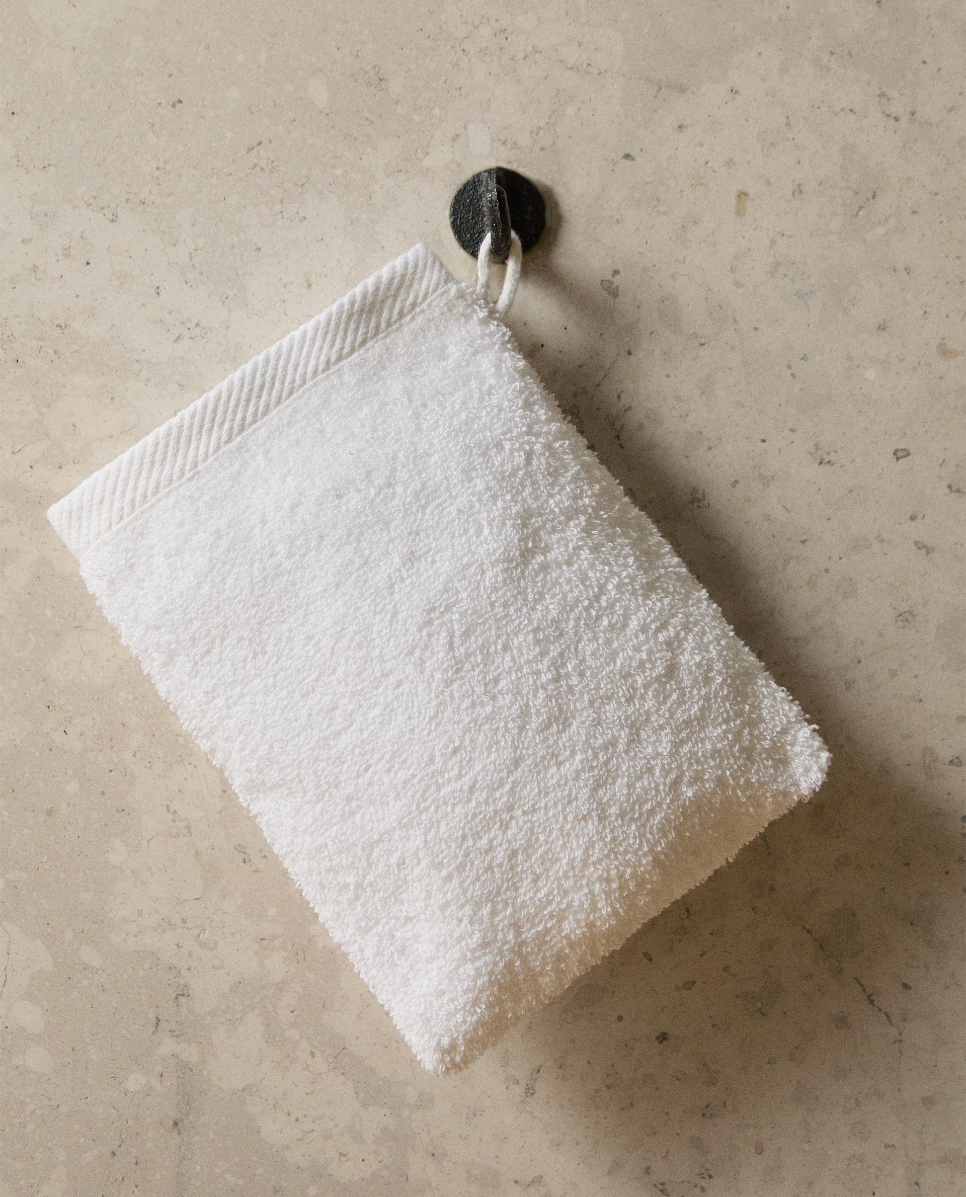 COTTON TERRY BATH MITT product thumbnail 3