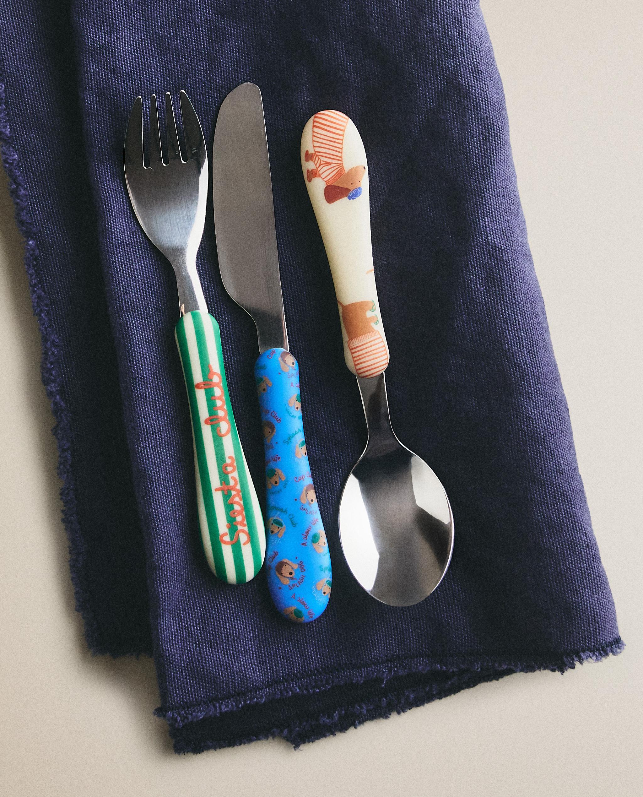 CHILDREN'S DOGGY CUTLERY SET (SET OF 3) product thumbnail 7