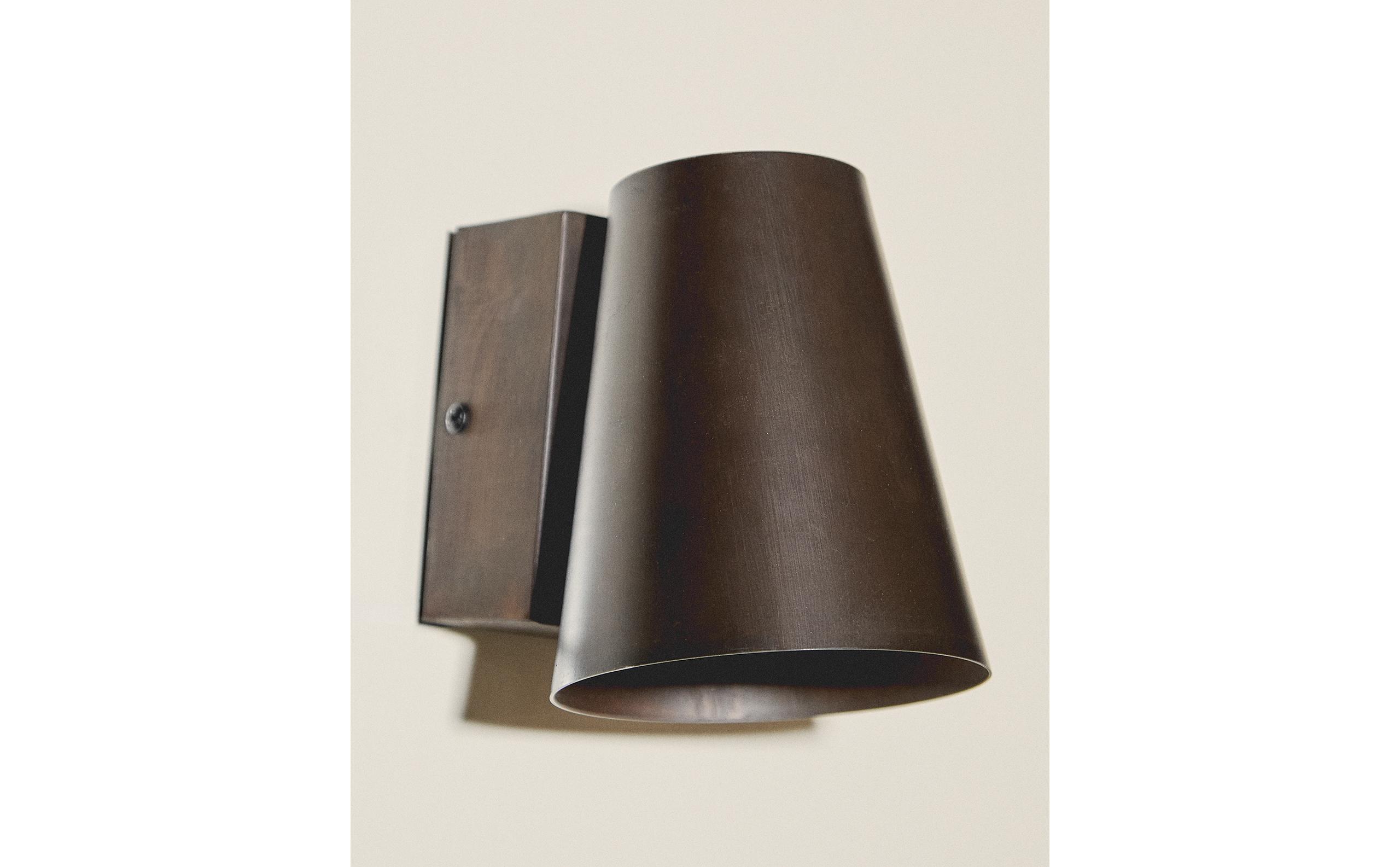 LAMP | RUSTIC METAL WALL LIGHT FIXTURE product thumbnail 3
